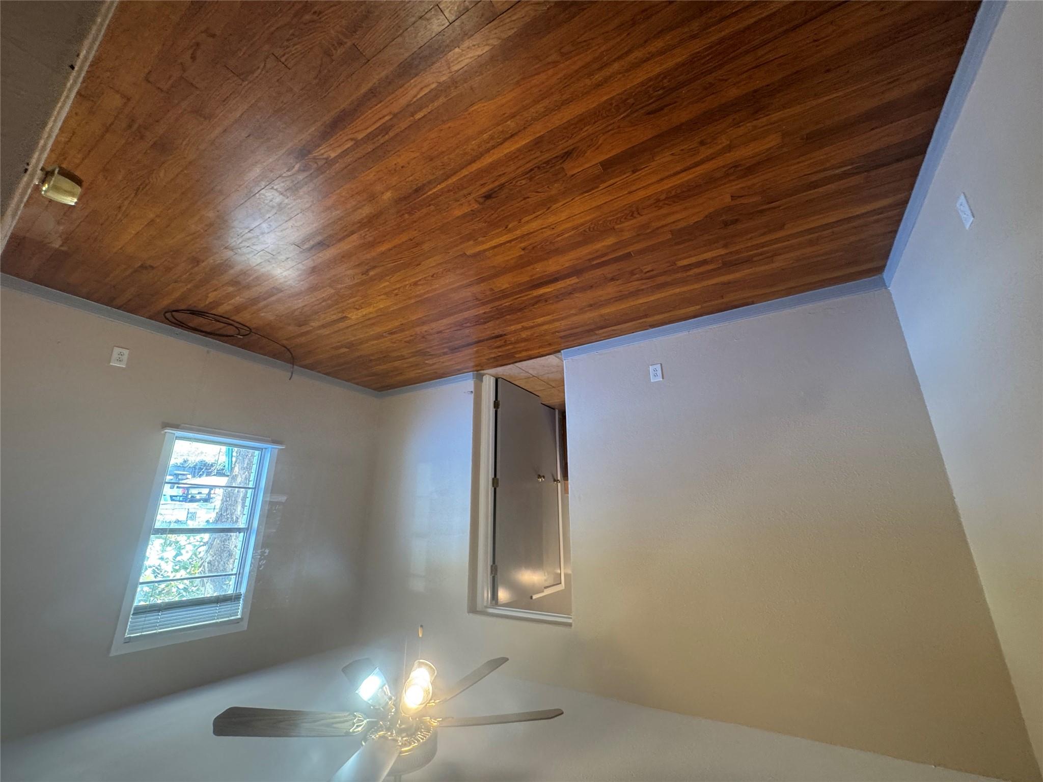 5300 W Highway 290 None Property Photo 11