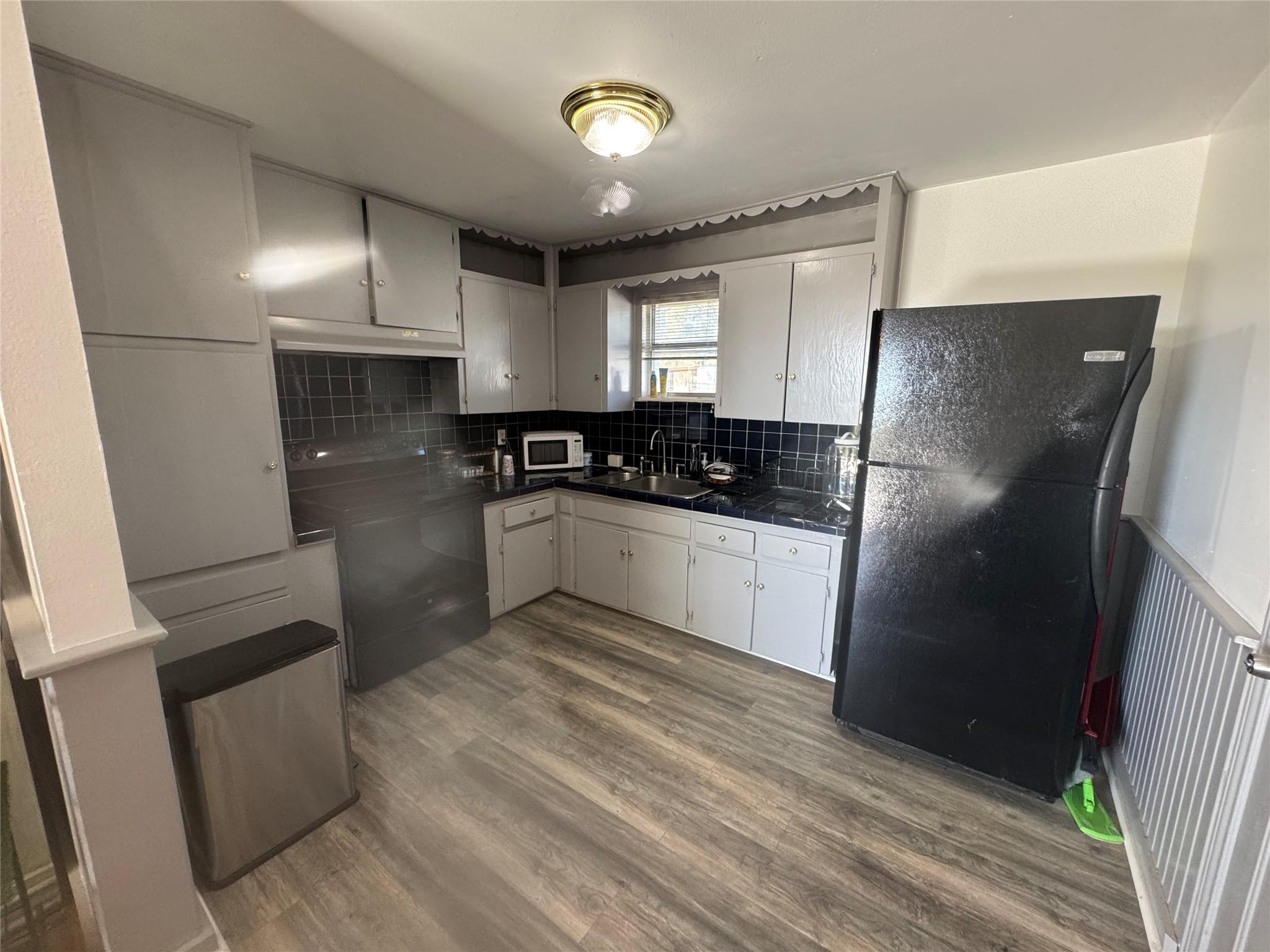 5300 W Highway 290 None Property Photo 18