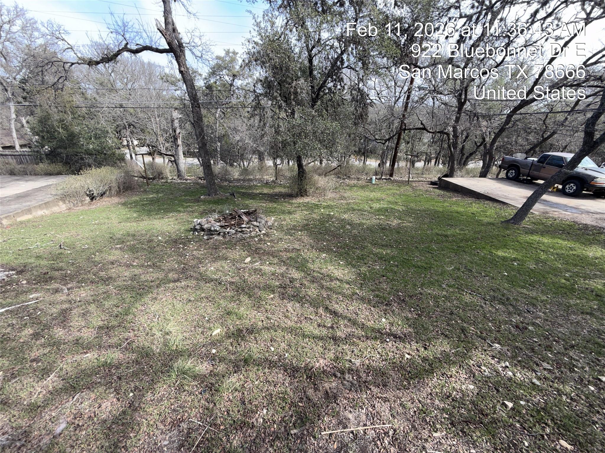 920-922 E Bluebonnet Dr Property Photo 11