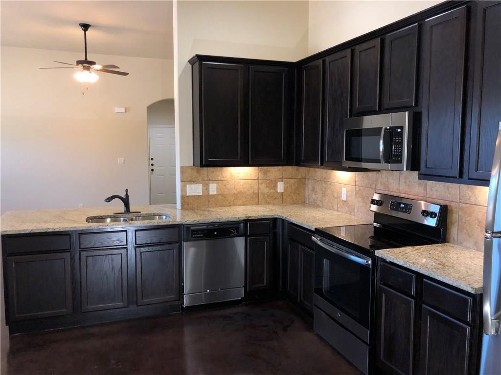 398 Jack Rabbit Ln #b Property Photo 2