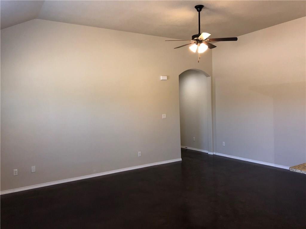 398 Jack Rabbit Ln #b Property Photo 4