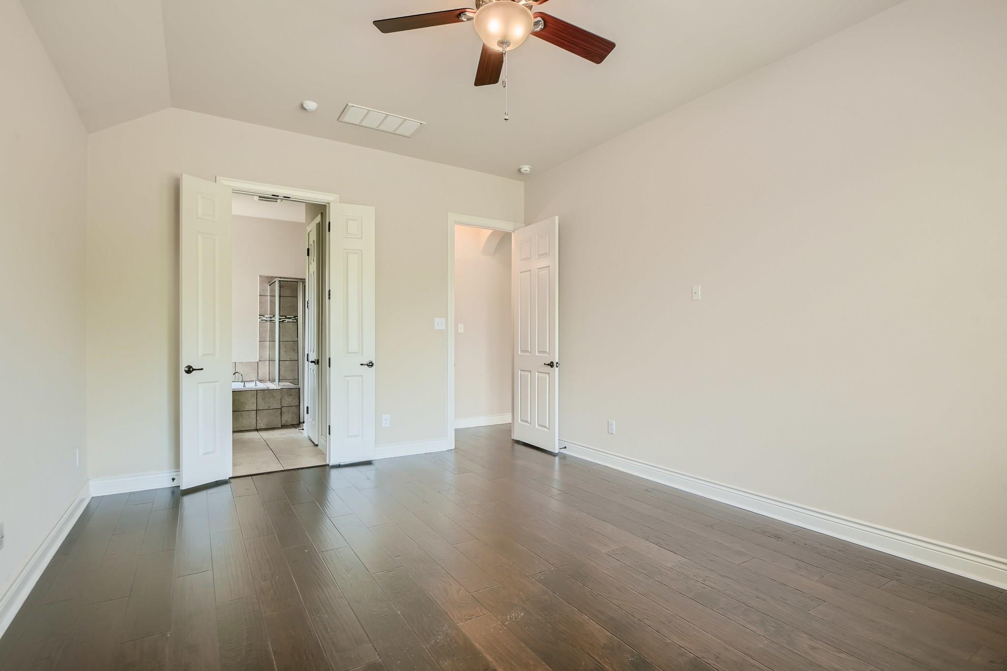 400 Entrada Way Property Photo 11