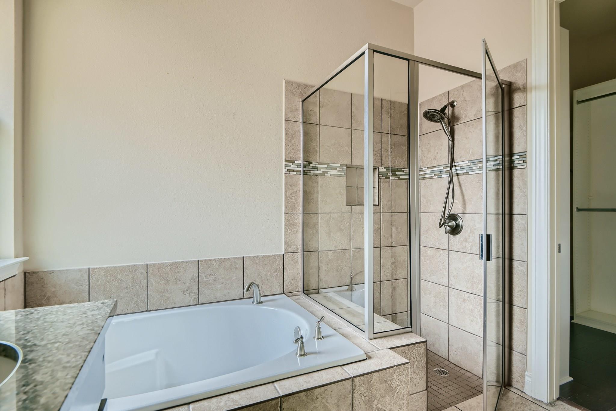 400 Entrada Way Property Photo 14