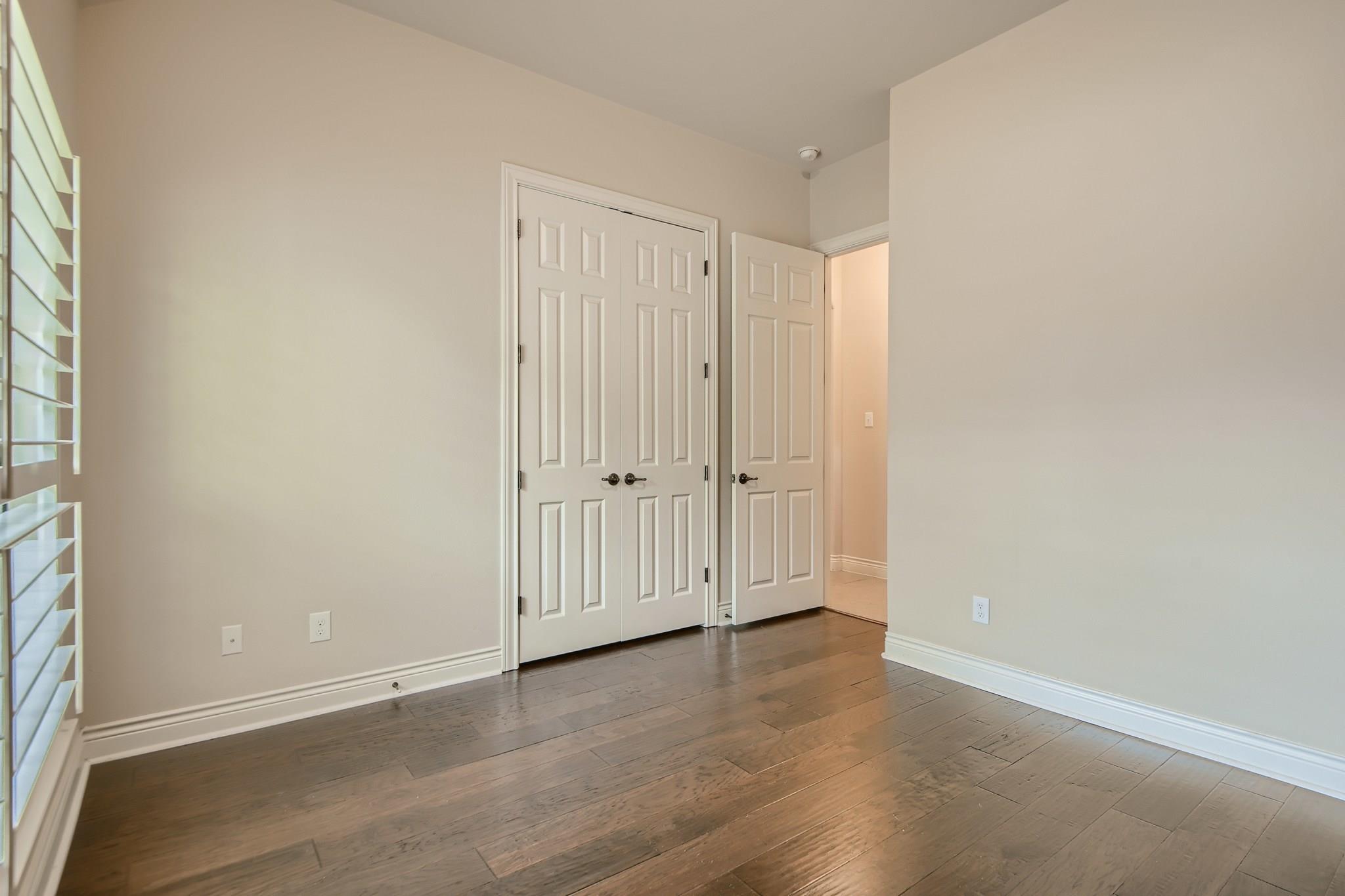 400 Entrada Way Property Photo 18