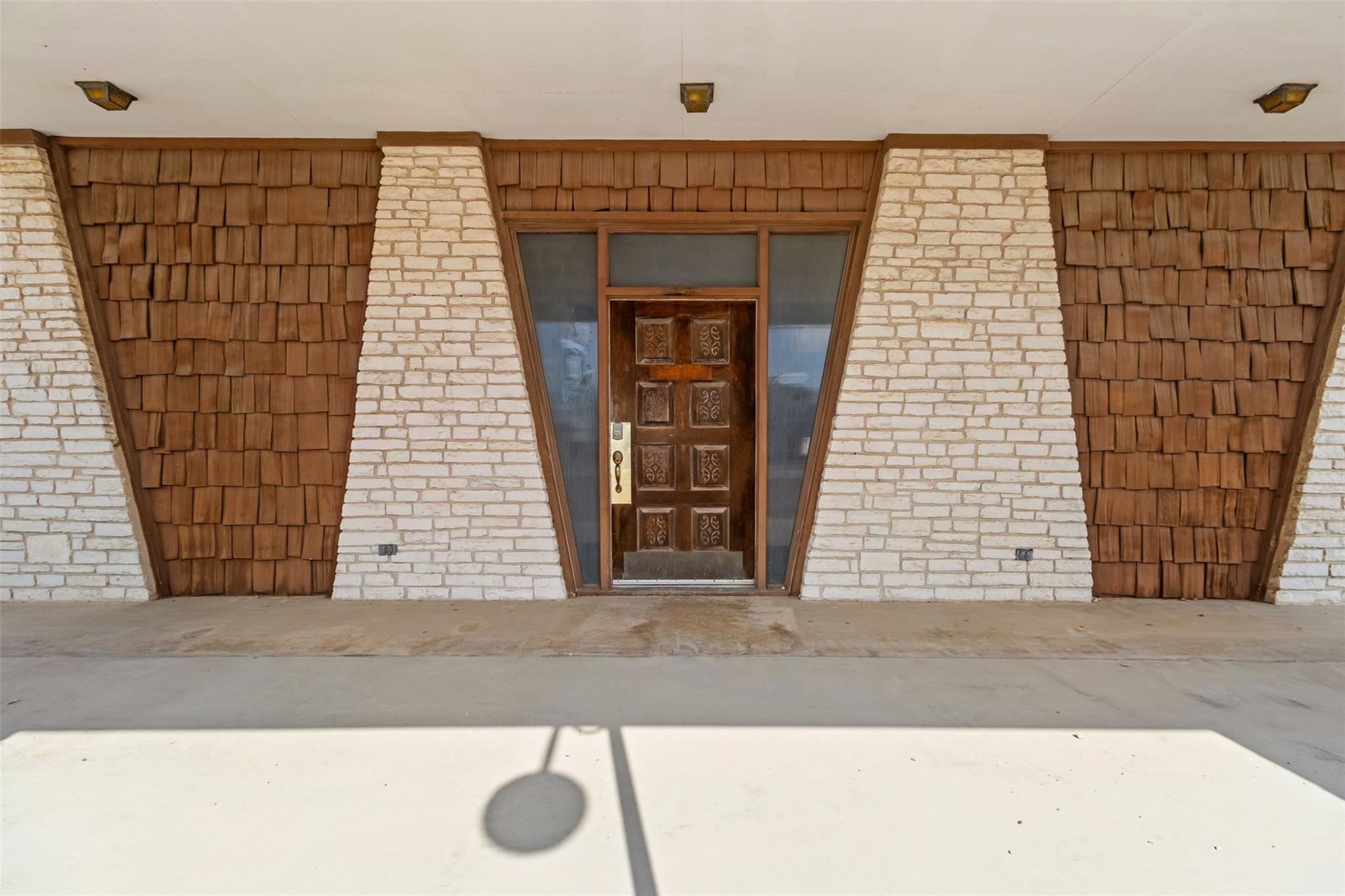 2900 Trimmier Rd Property Photo 5