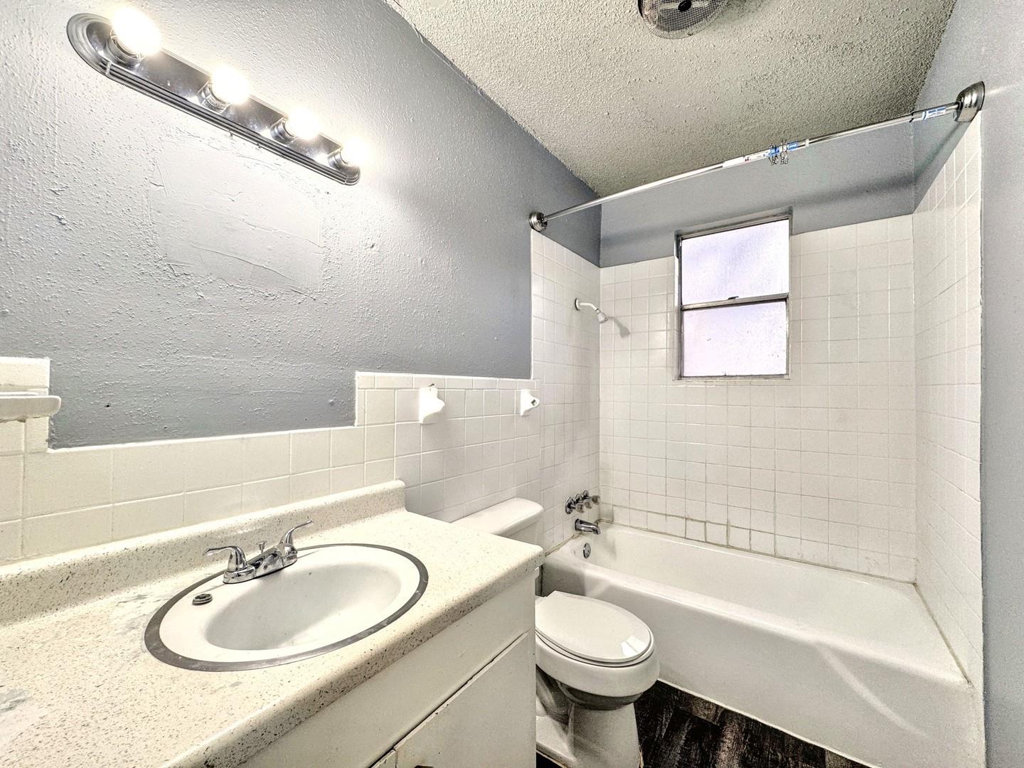 712 Martindale Rd Property Photo 14