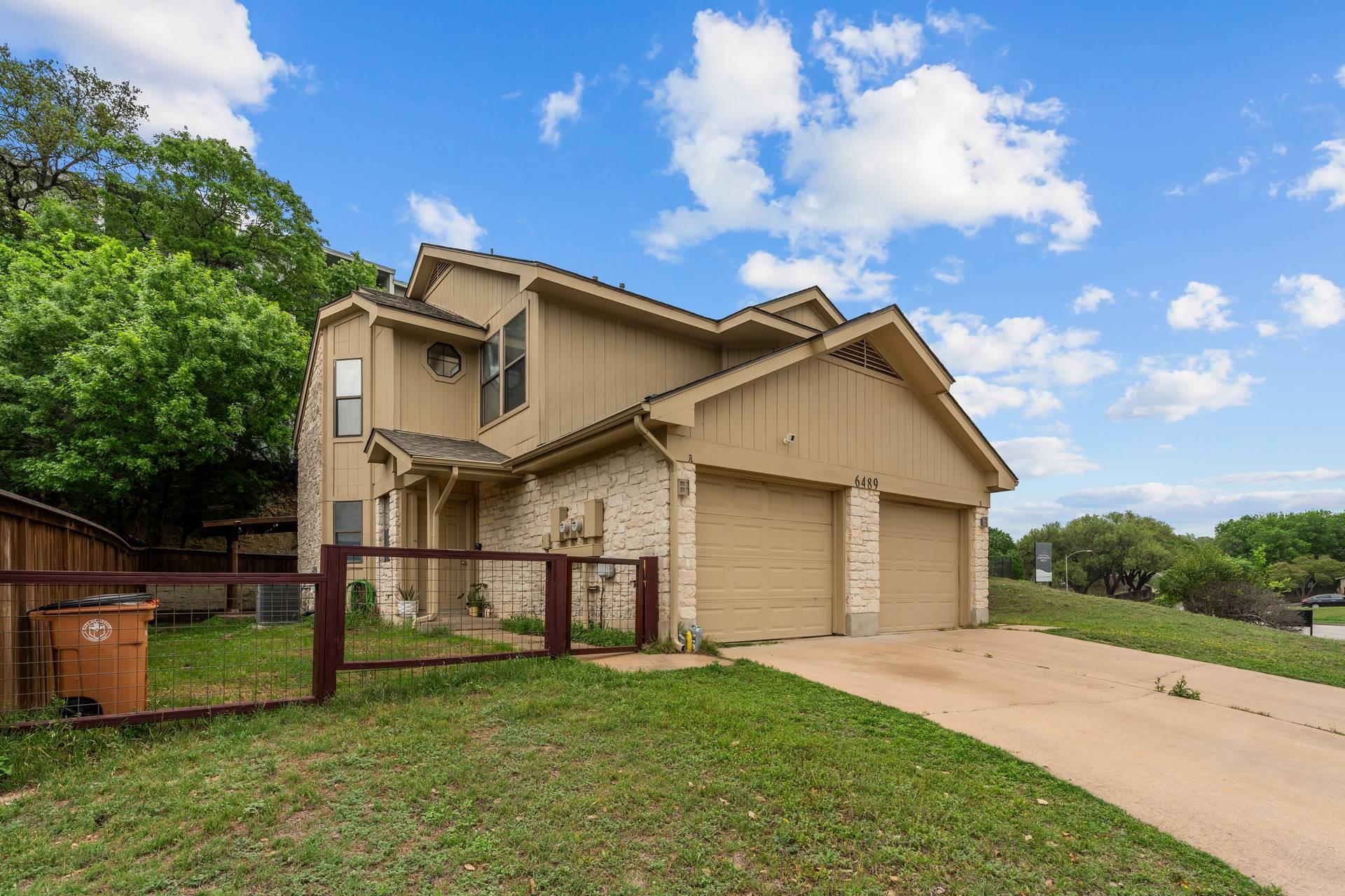 6489 Hart Ln Property Photo 2