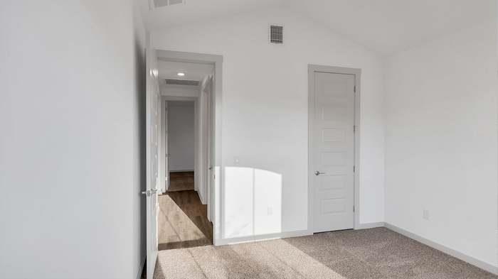 1845 Flying Horseshoe Bnd Property Photo 2