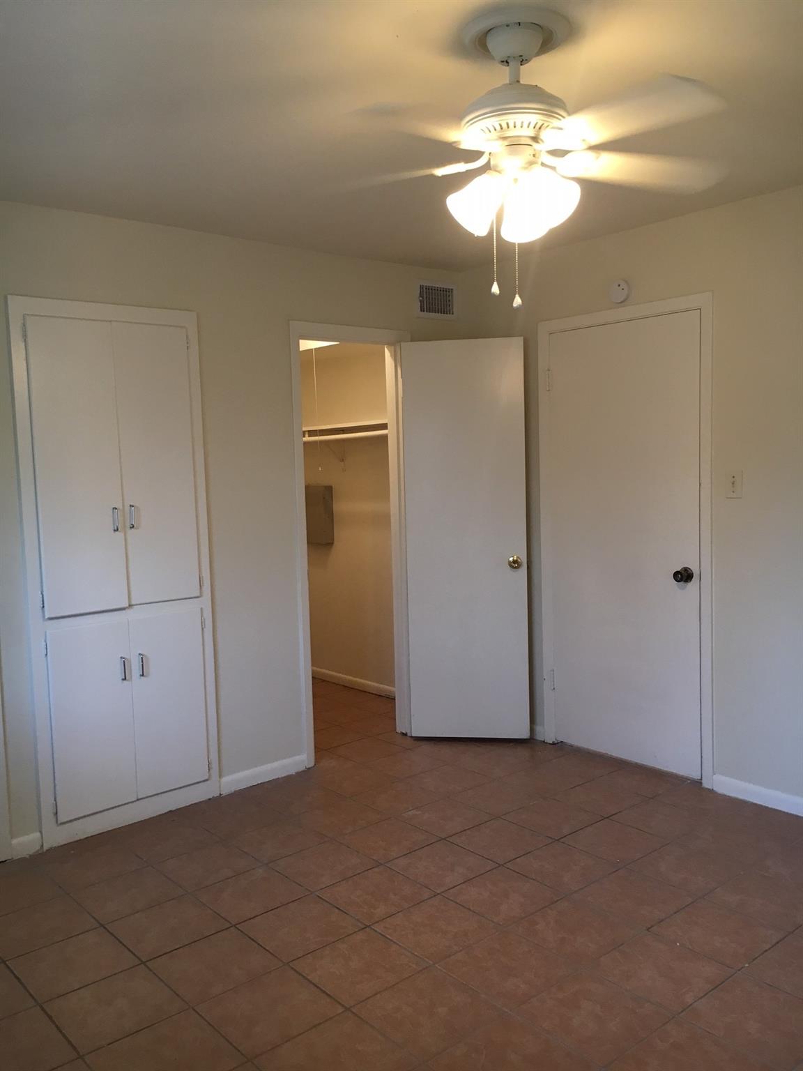 5213 Joe Sayers Ave #6 Property Photo 5