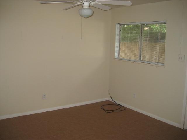 5213 Joe Sayers Ave #6 Property Photo 6