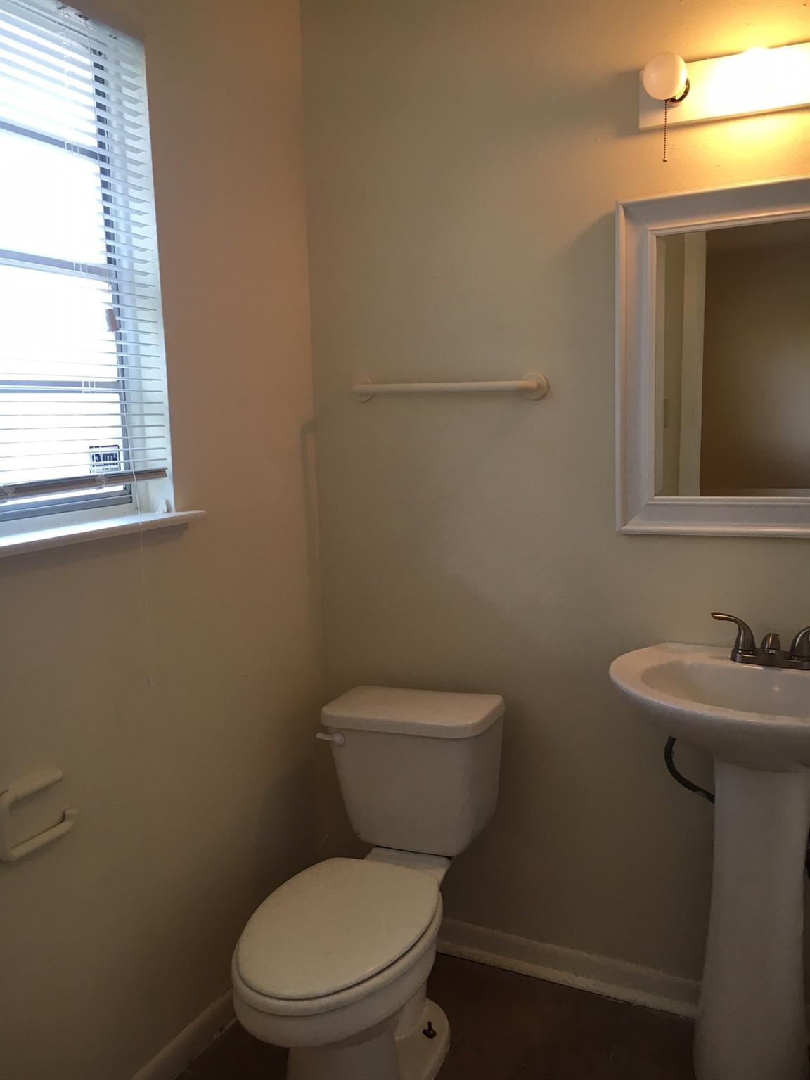 5213 Joe Sayers Ave #6 Property Photo 8