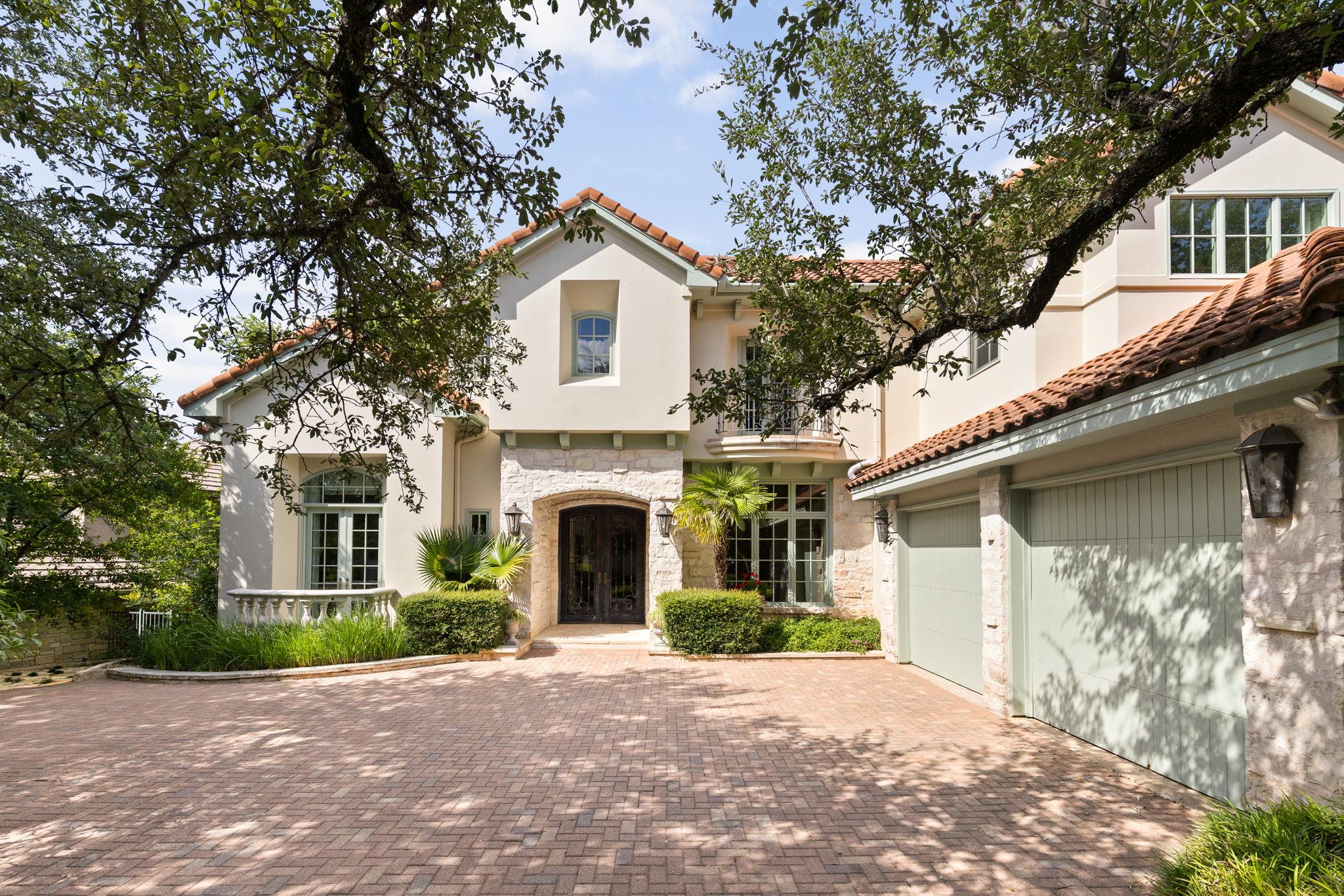 2300 Barton Creek Blvd #27 Property Photo 1