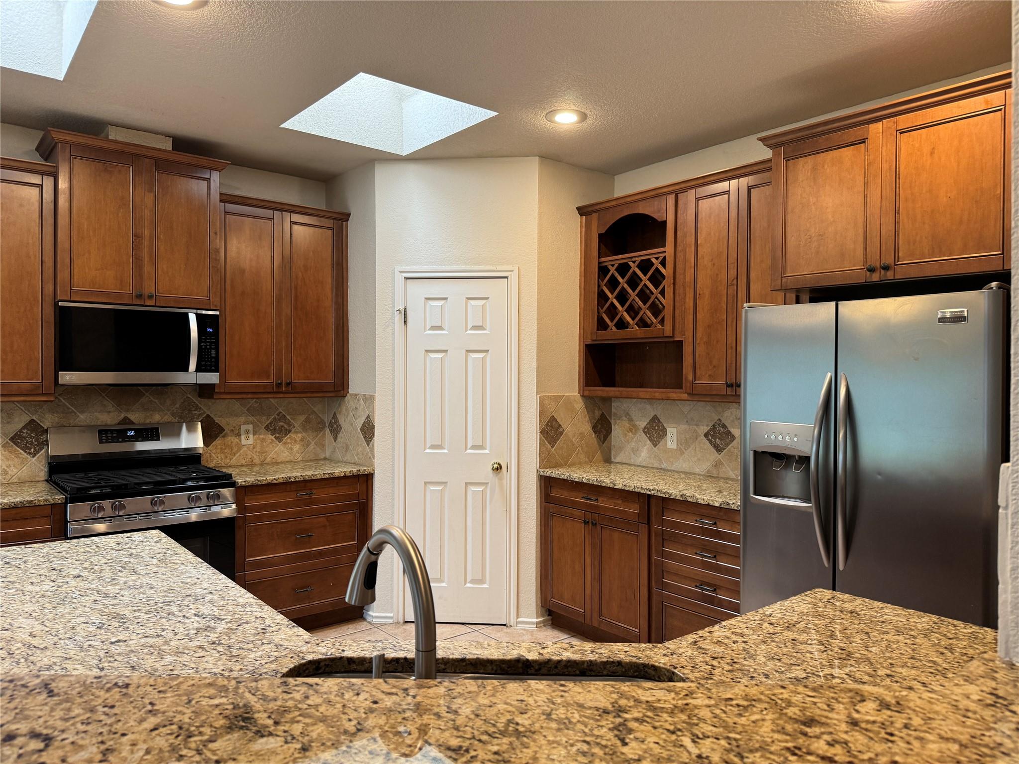 8001 Tallyho Trl Property Photo 10