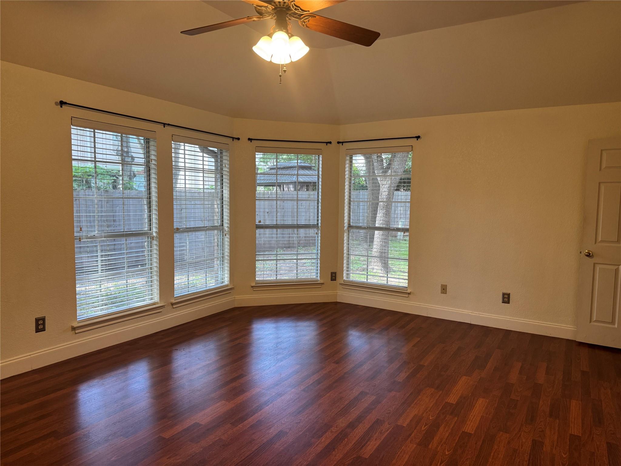 8001 Tallyho Trl Property Photo 17