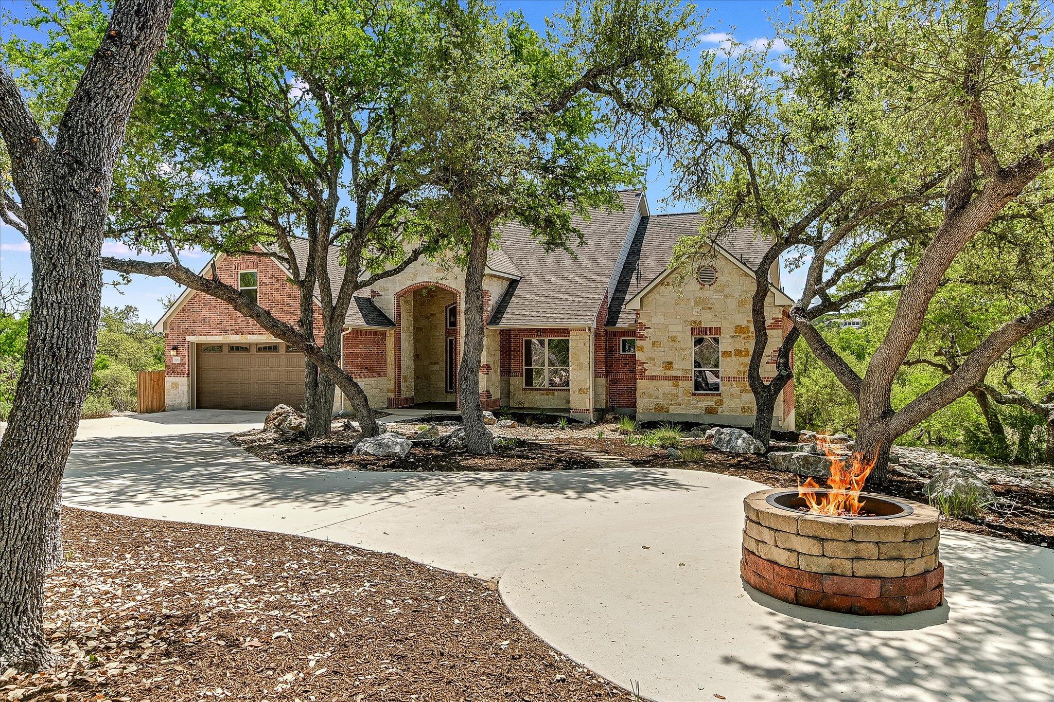 1014 Broken Spoke Property Photo