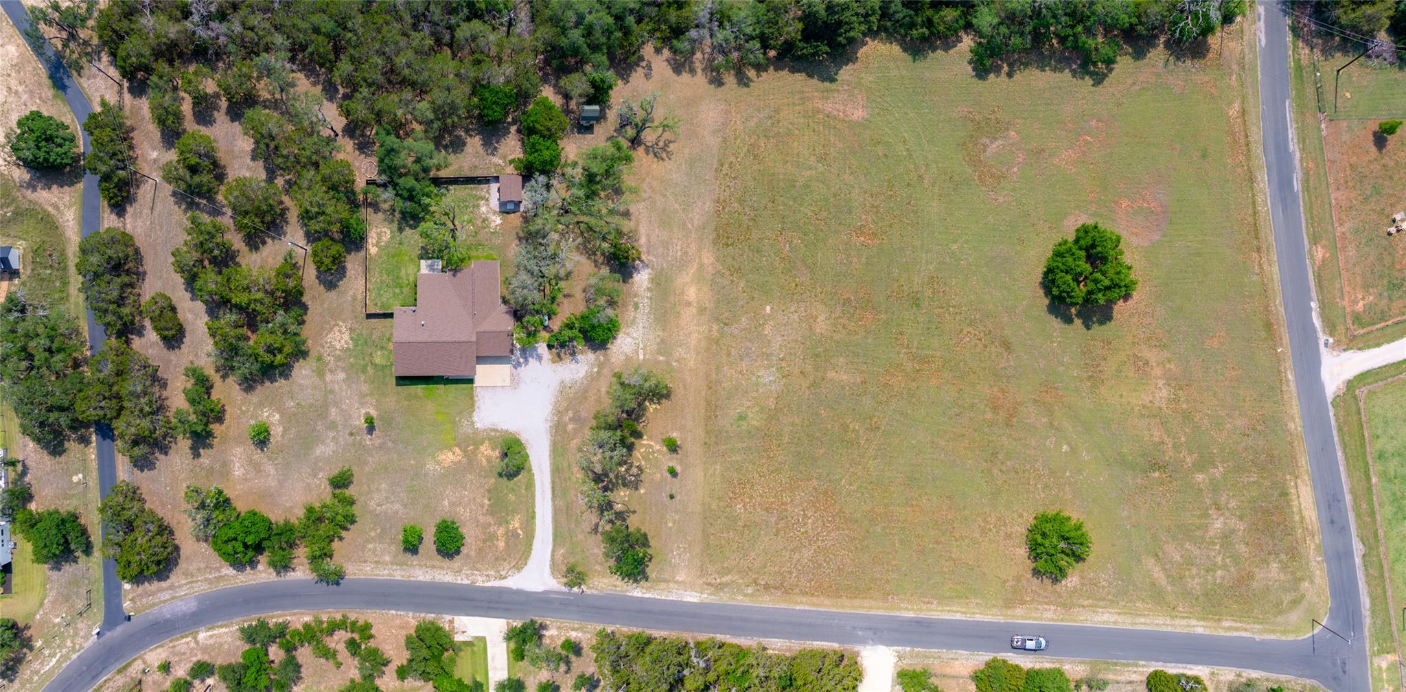225 Foust DR Property Photo 1