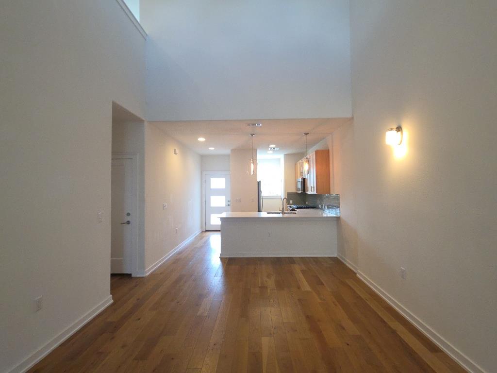 6800 Manchaca Rd #4 Property Photo 5