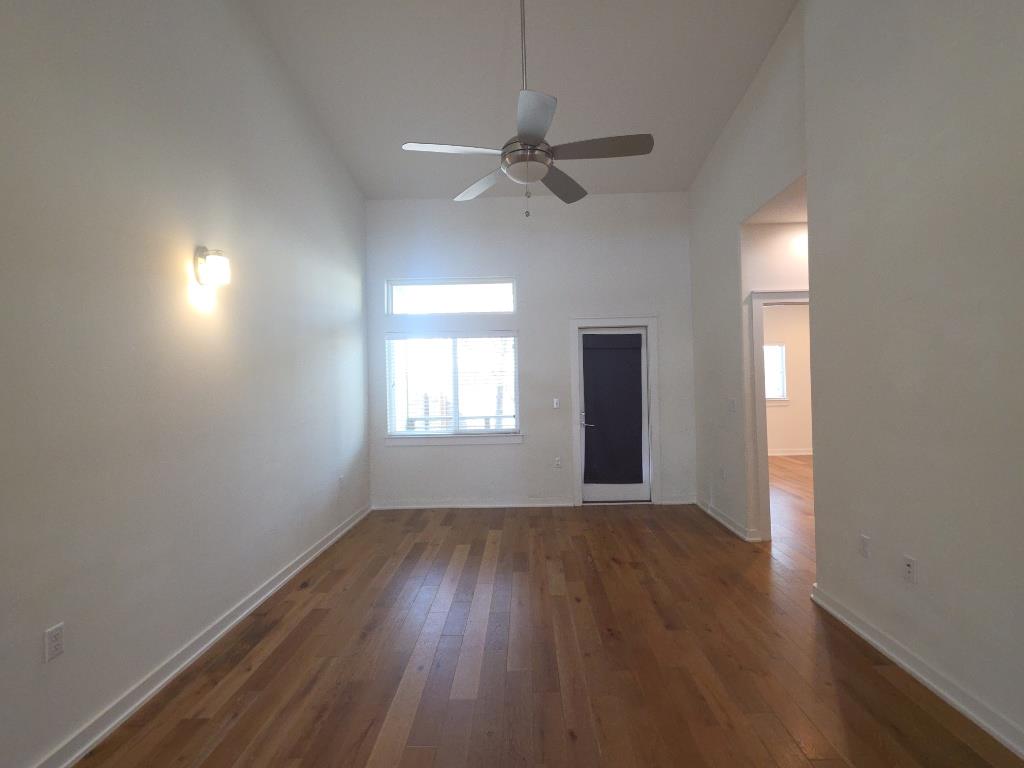 6800 Manchaca Rd #4 Property Photo 6