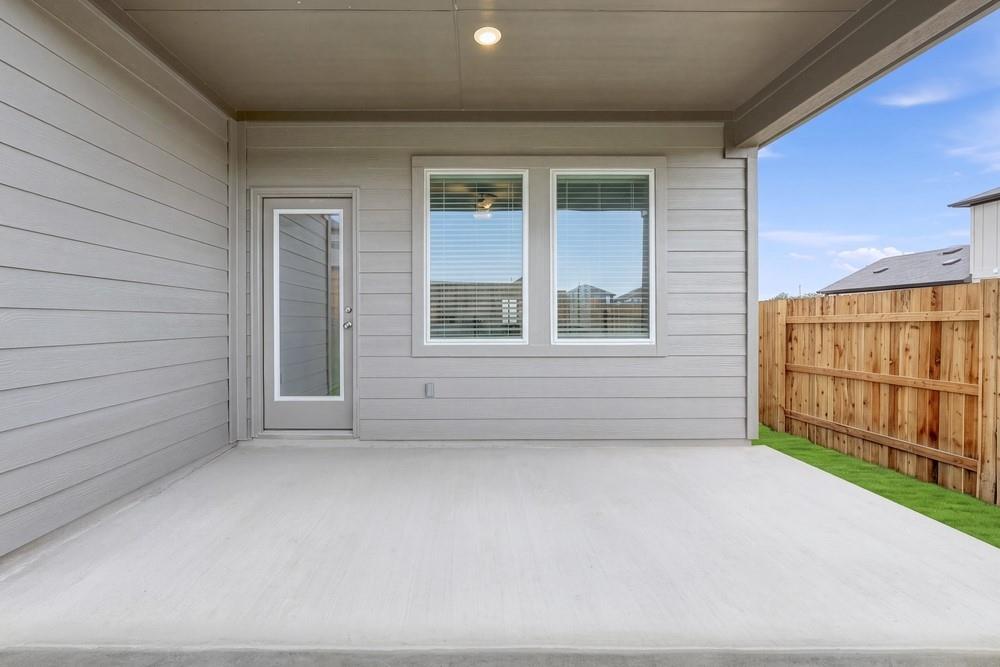 142 Jake Pine Dr Property Photo 23