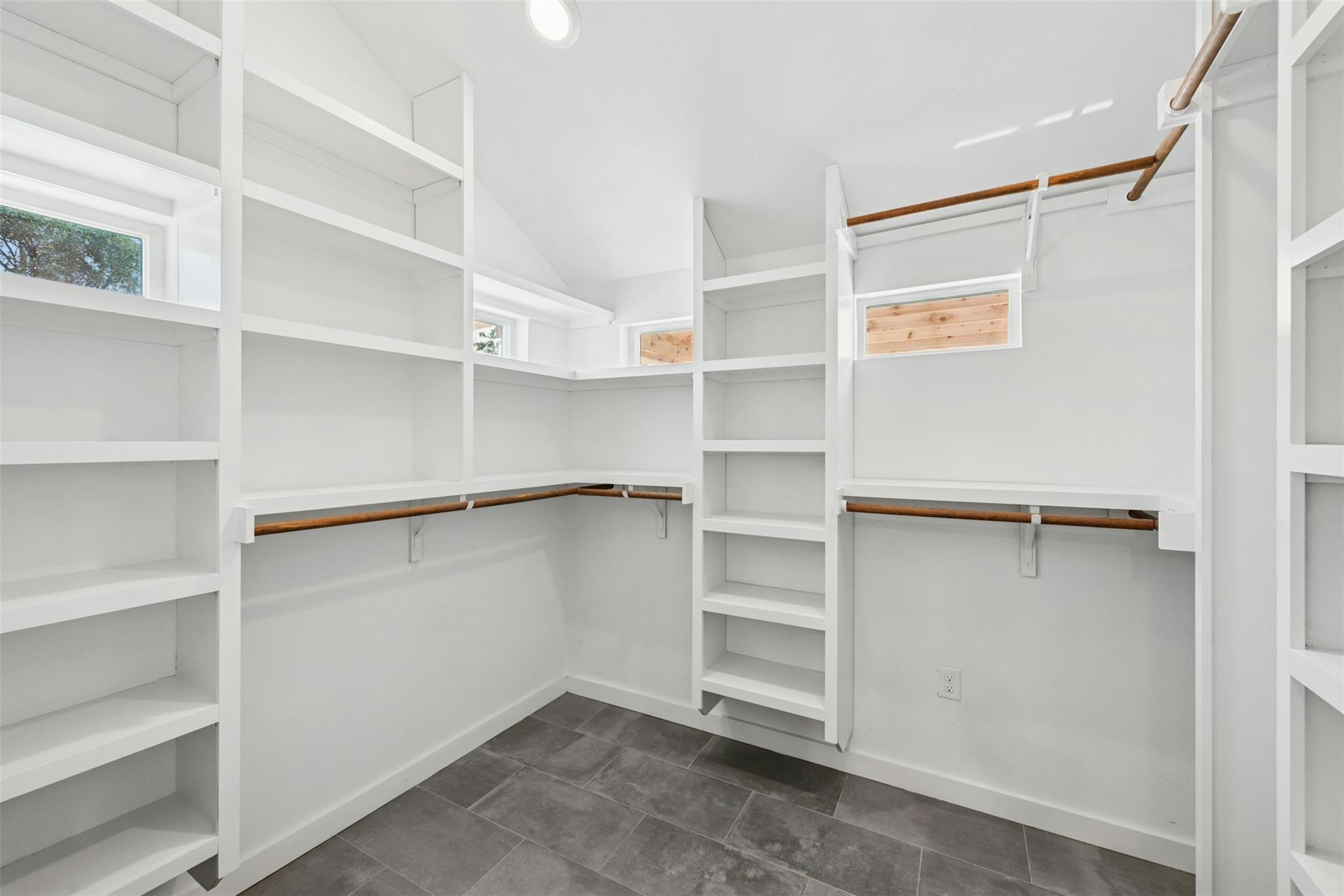14300 Summit View Dr Property Photo 18