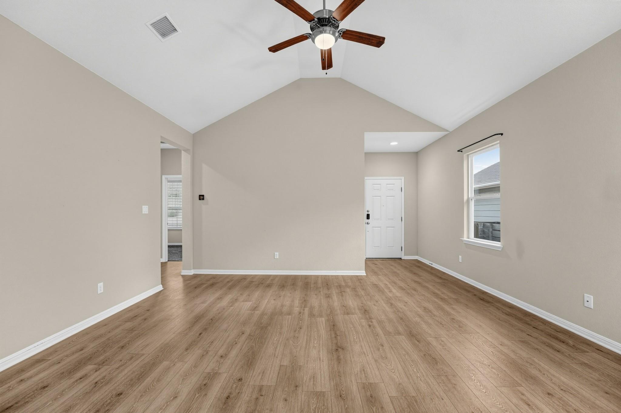 719 Speckled Alder Dr Property Photo 6