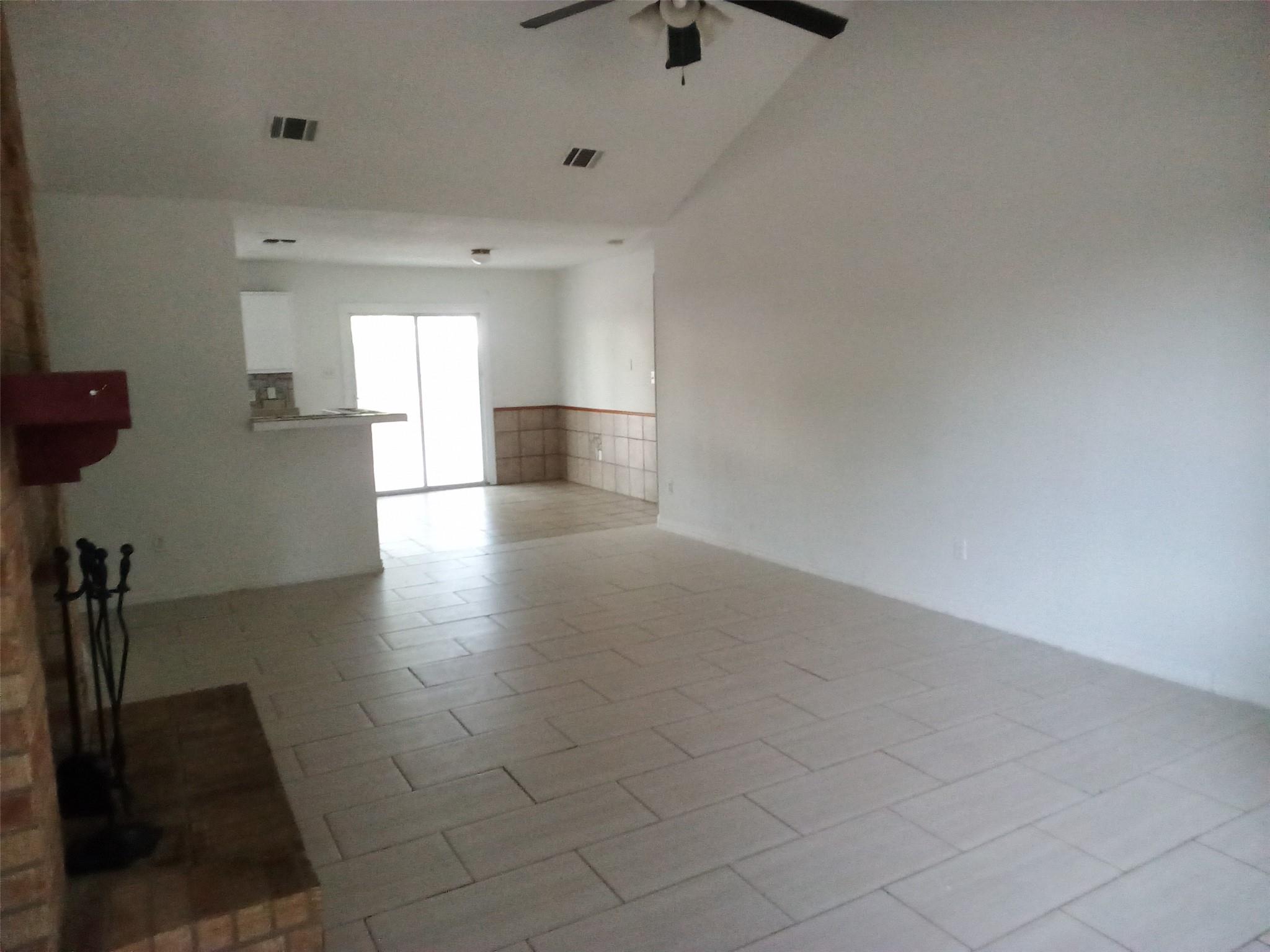 1904 Krizan Ave Property Photo 3