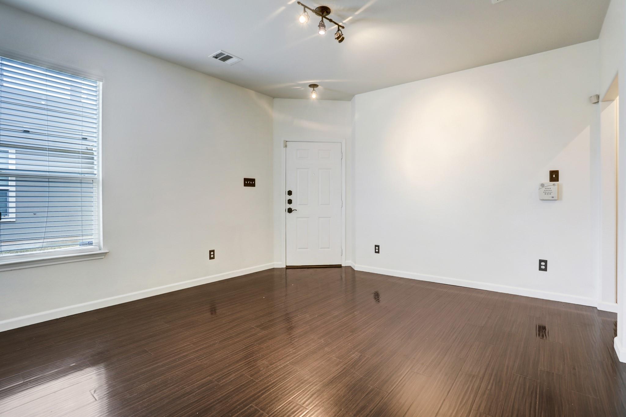 14608 Walt Whitman Trl #b Property Photo 4