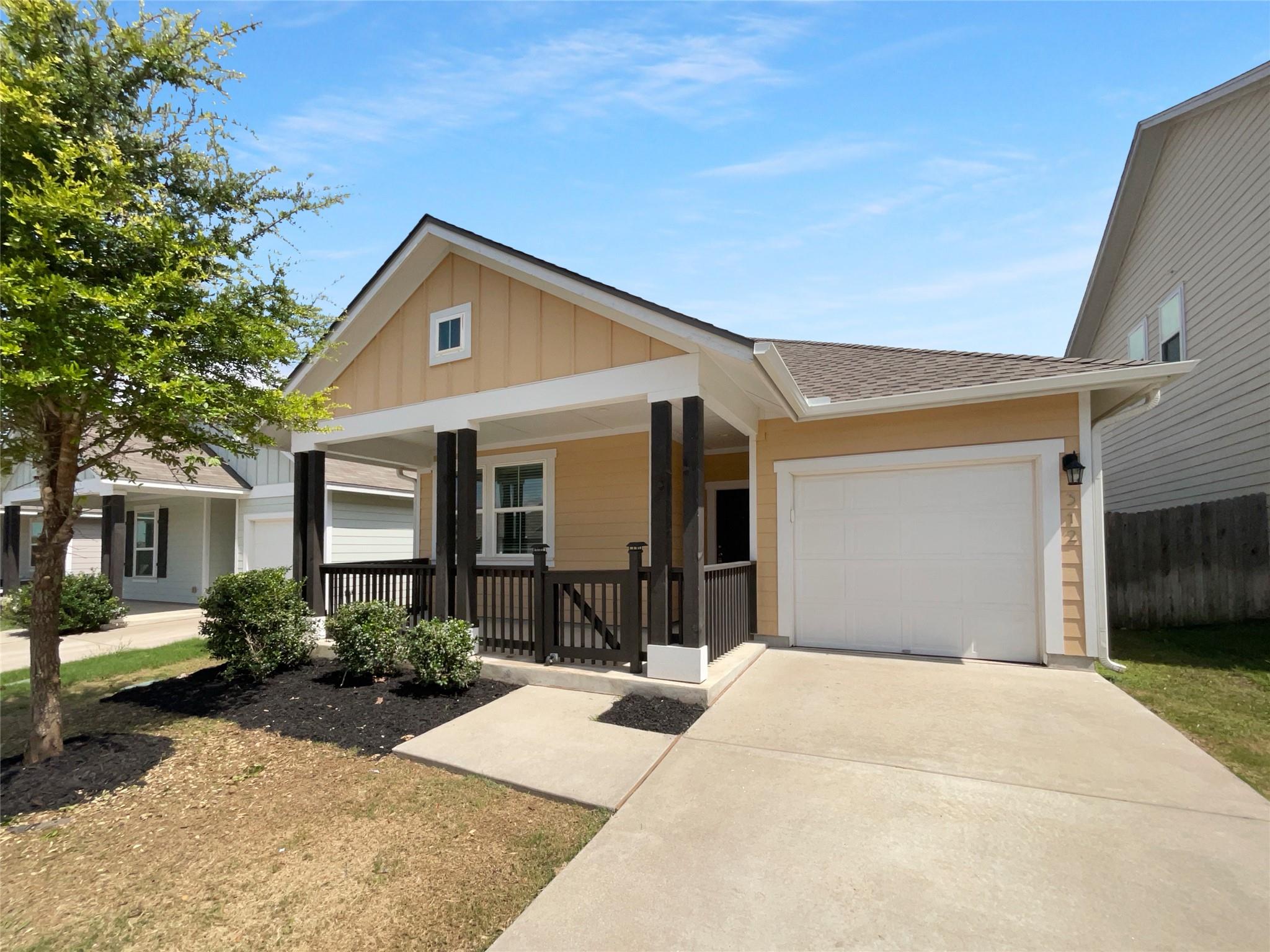 312 La Escalera Dr Property Photo 1