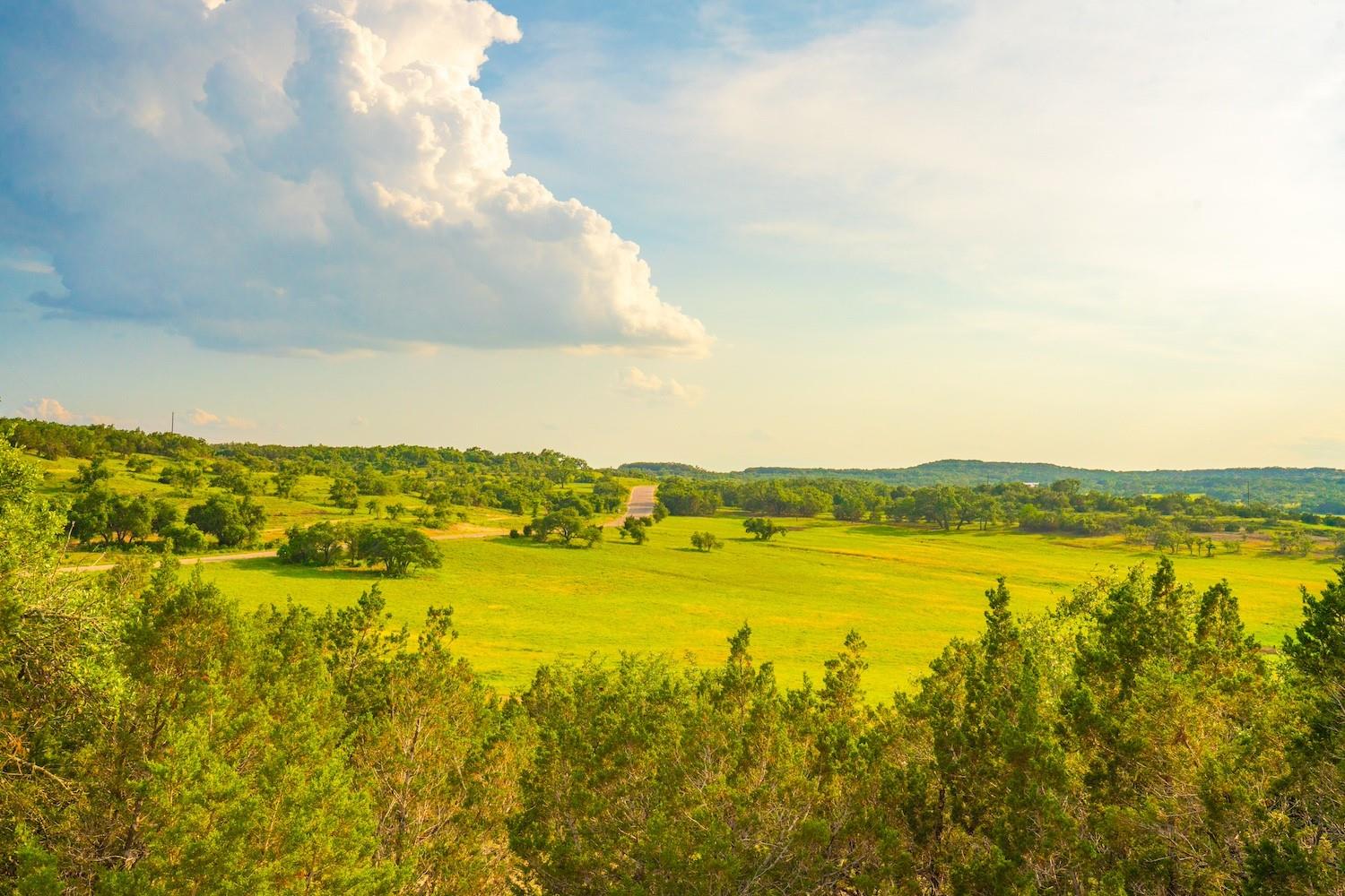 000 Country Views Rnch Property Photo 4