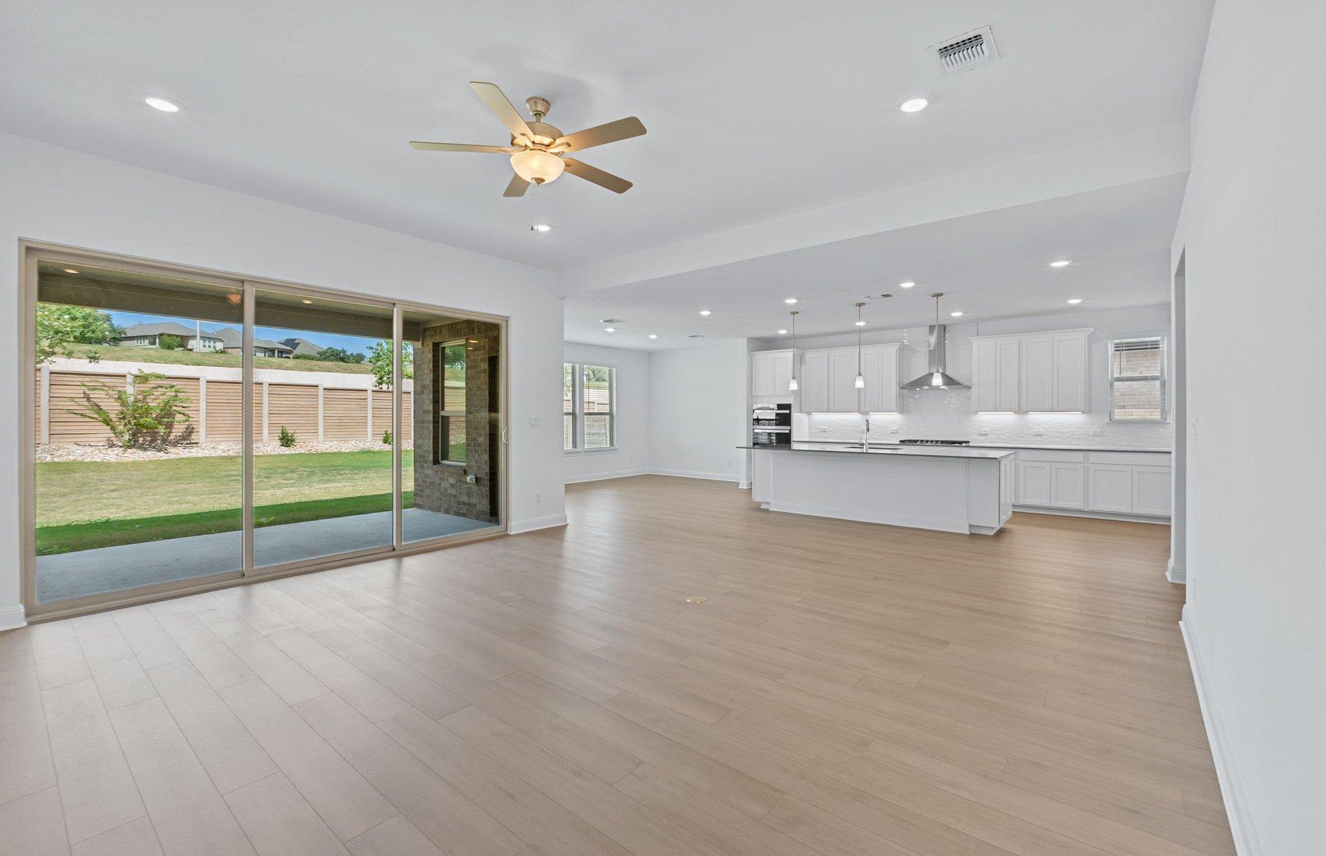 2909 Zuni Path Property Photo 9