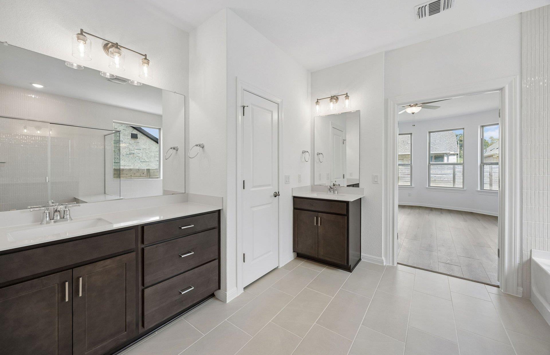 2909 Zuni Path Property Photo 12