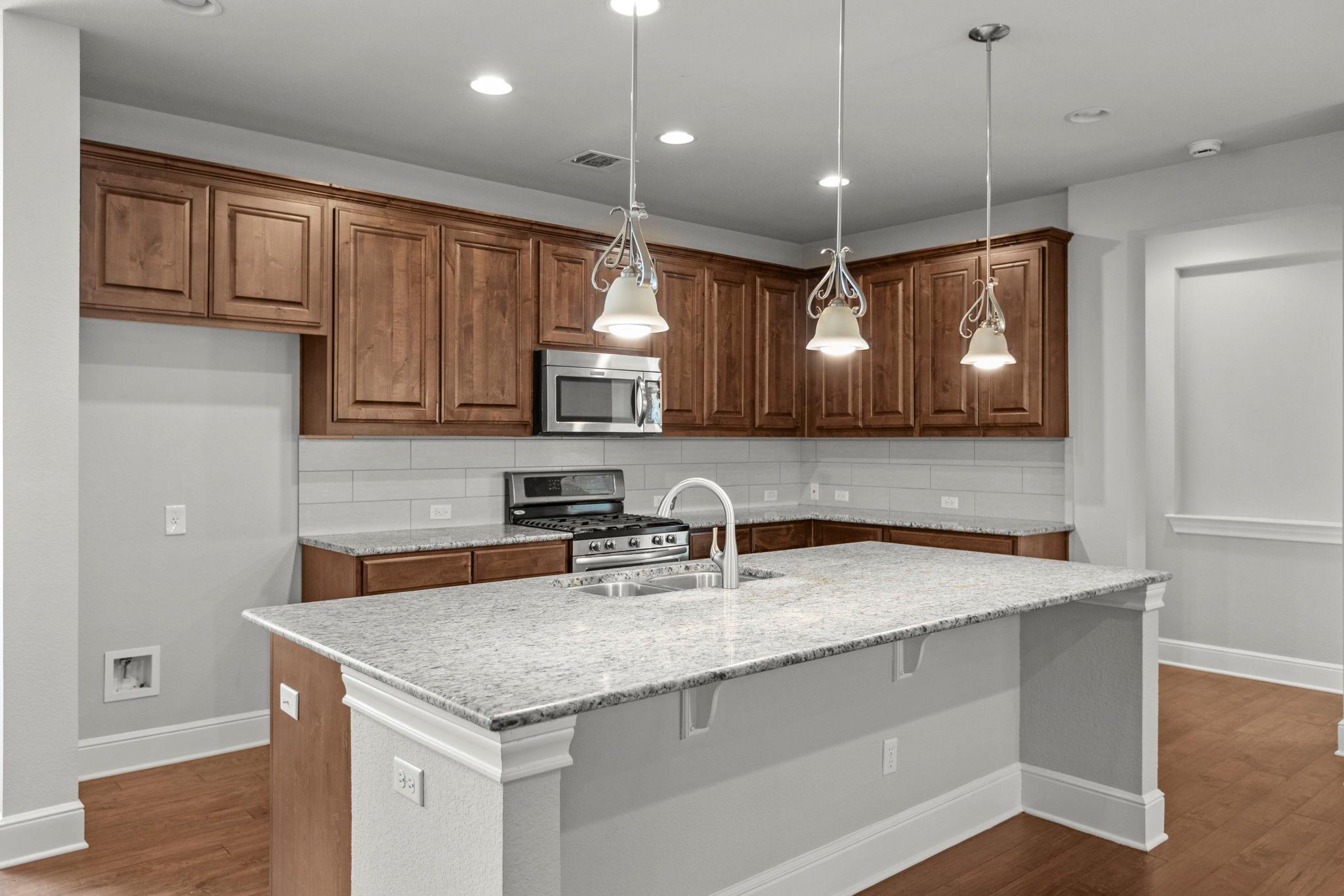 205 Cherokee Rose Cir Property Photo 4