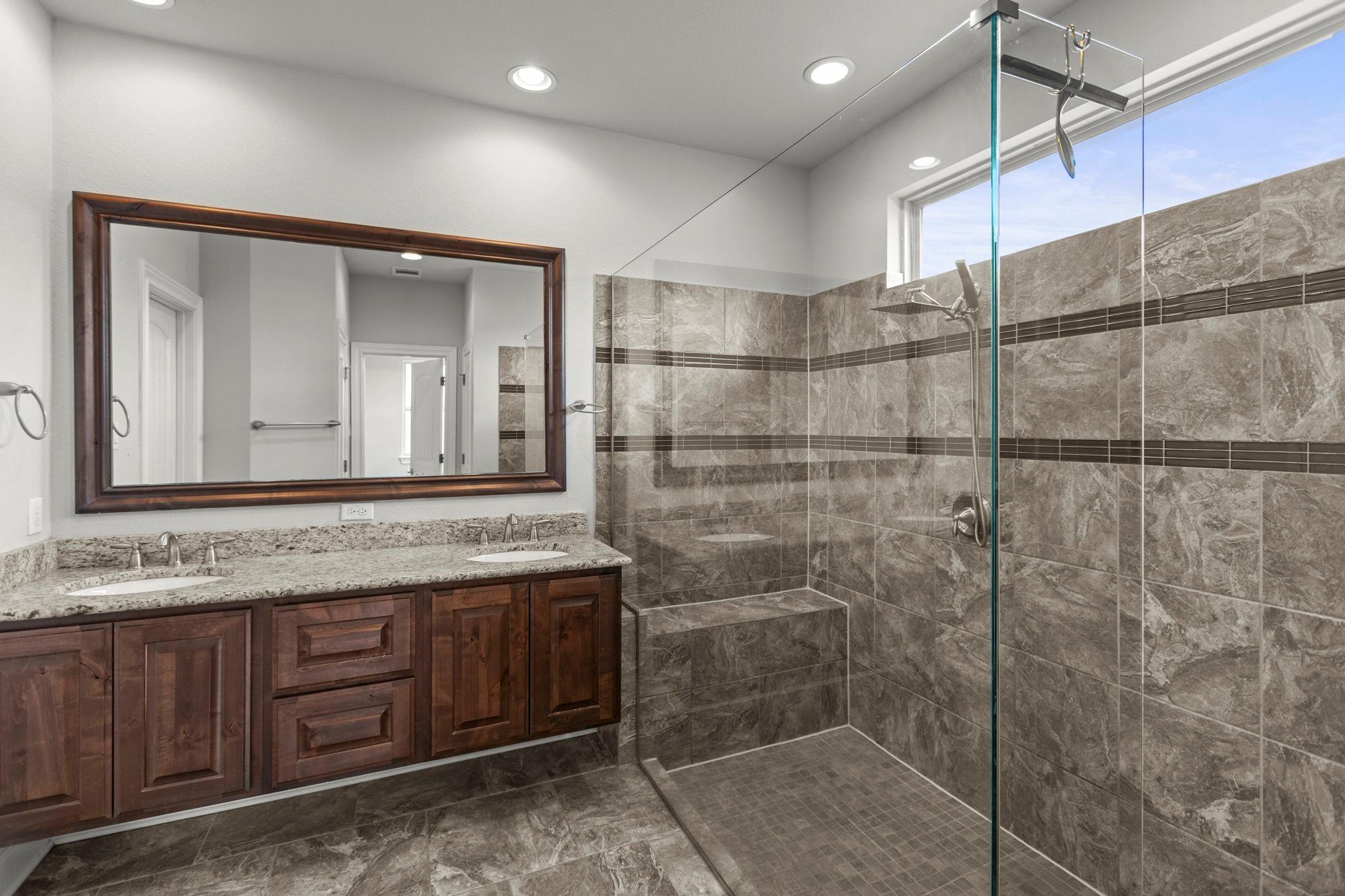 205 Cherokee Rose Cir Property Photo 13