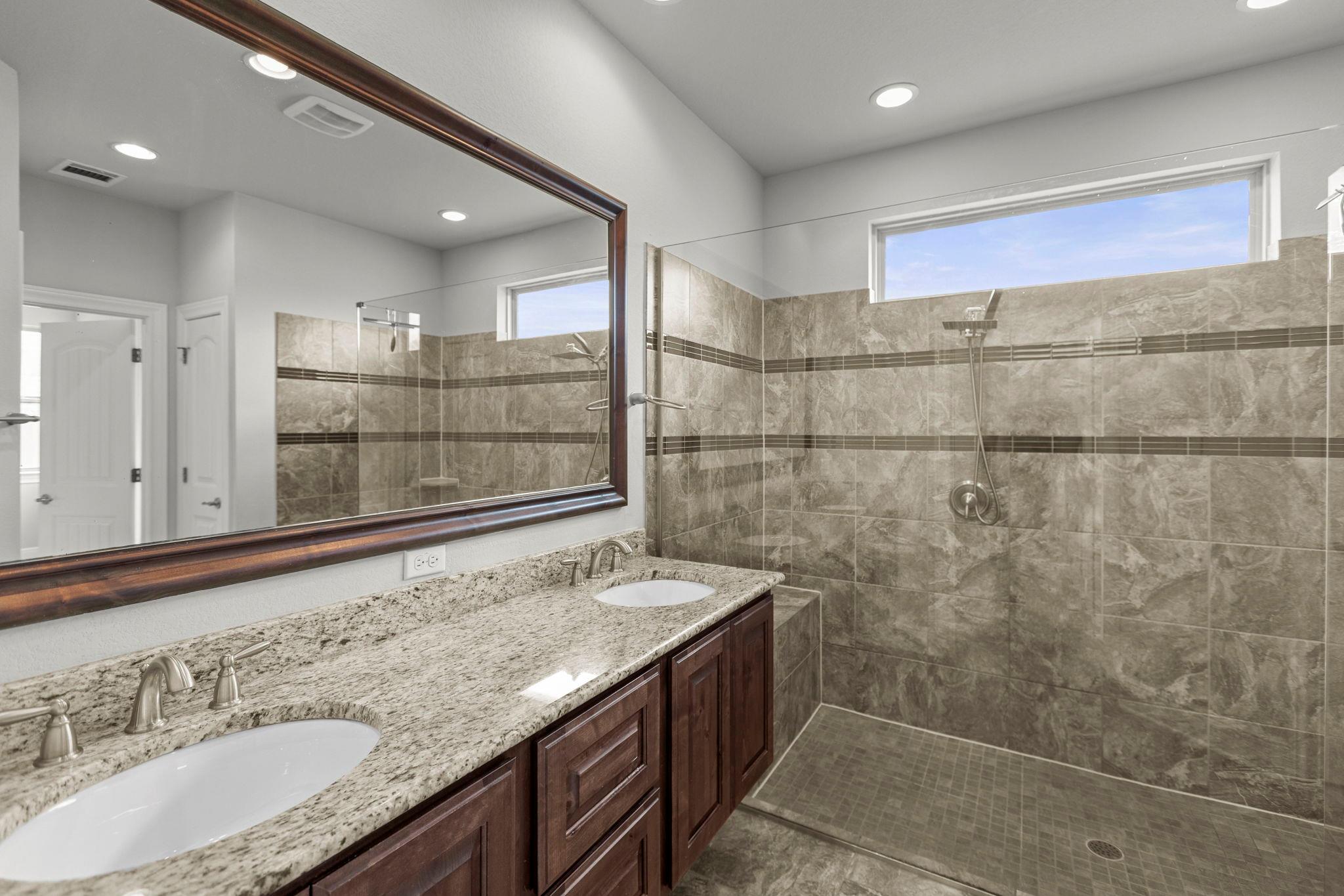 205 Cherokee Rose Cir Property Photo 14