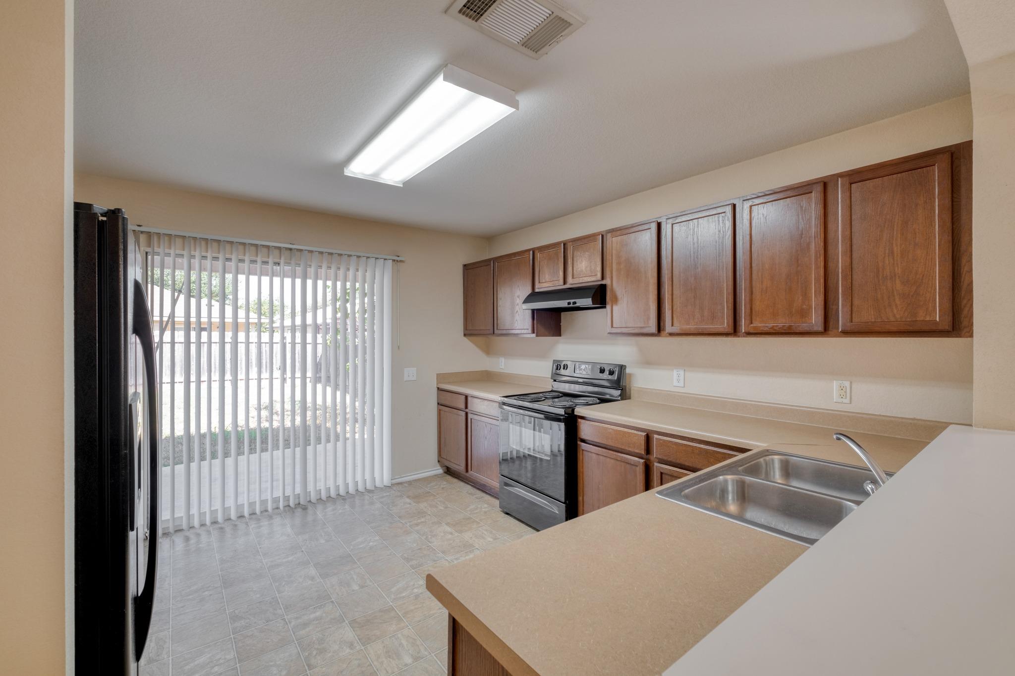 7412 Cayenne Ln Property Photo 1