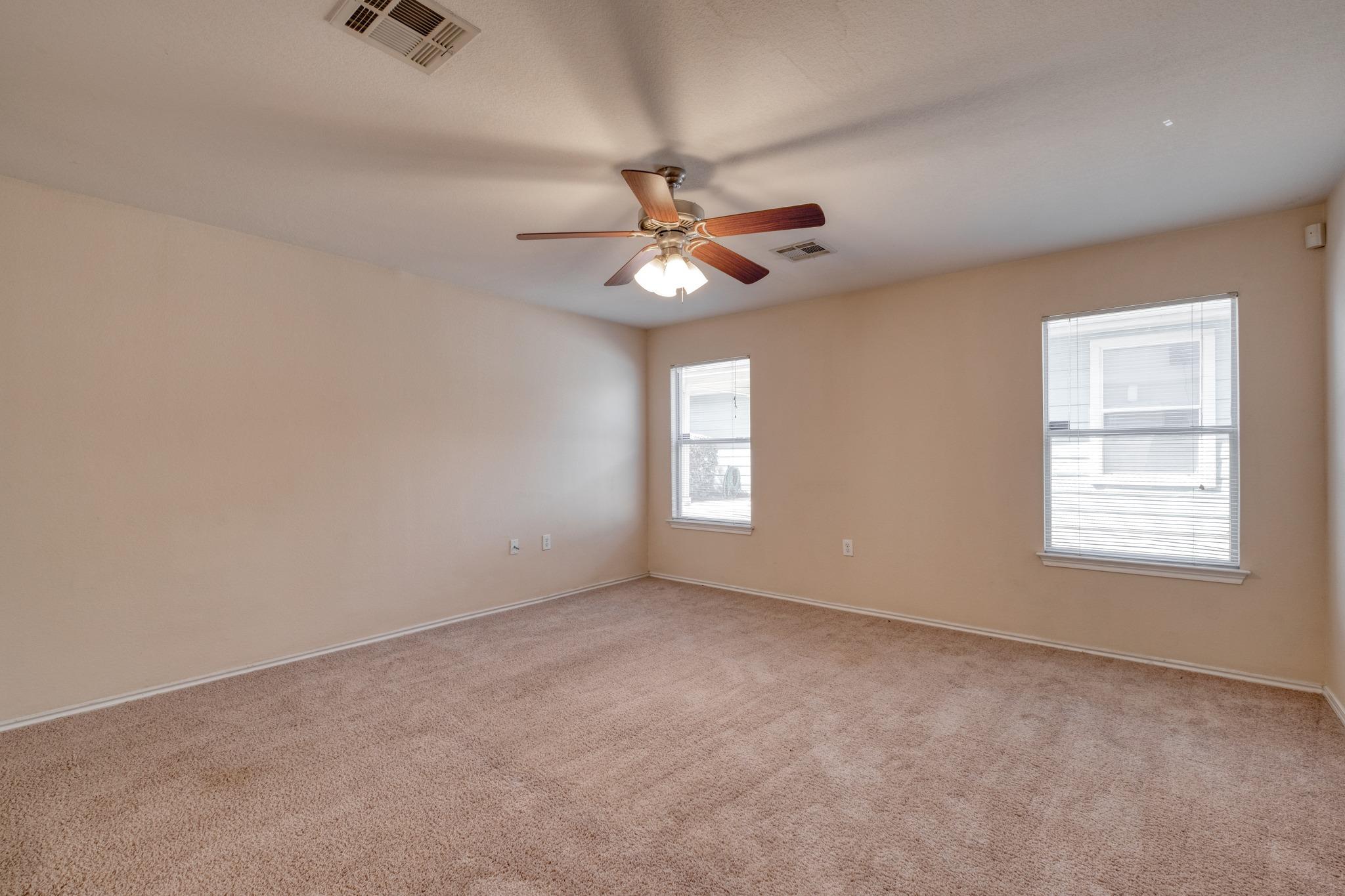 7412 Cayenne Ln Property Photo 7