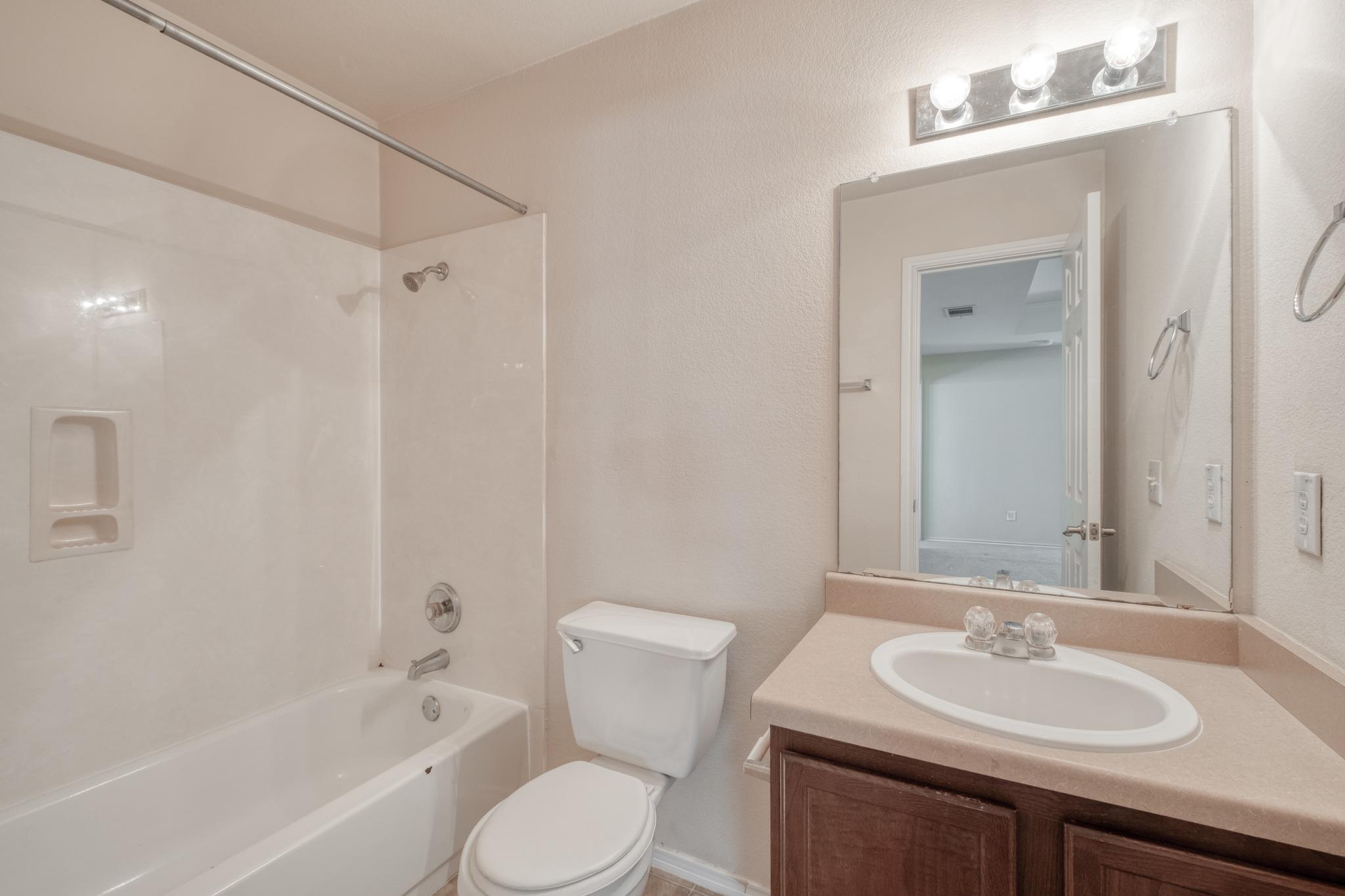 7412 Cayenne Ln Property Photo 26