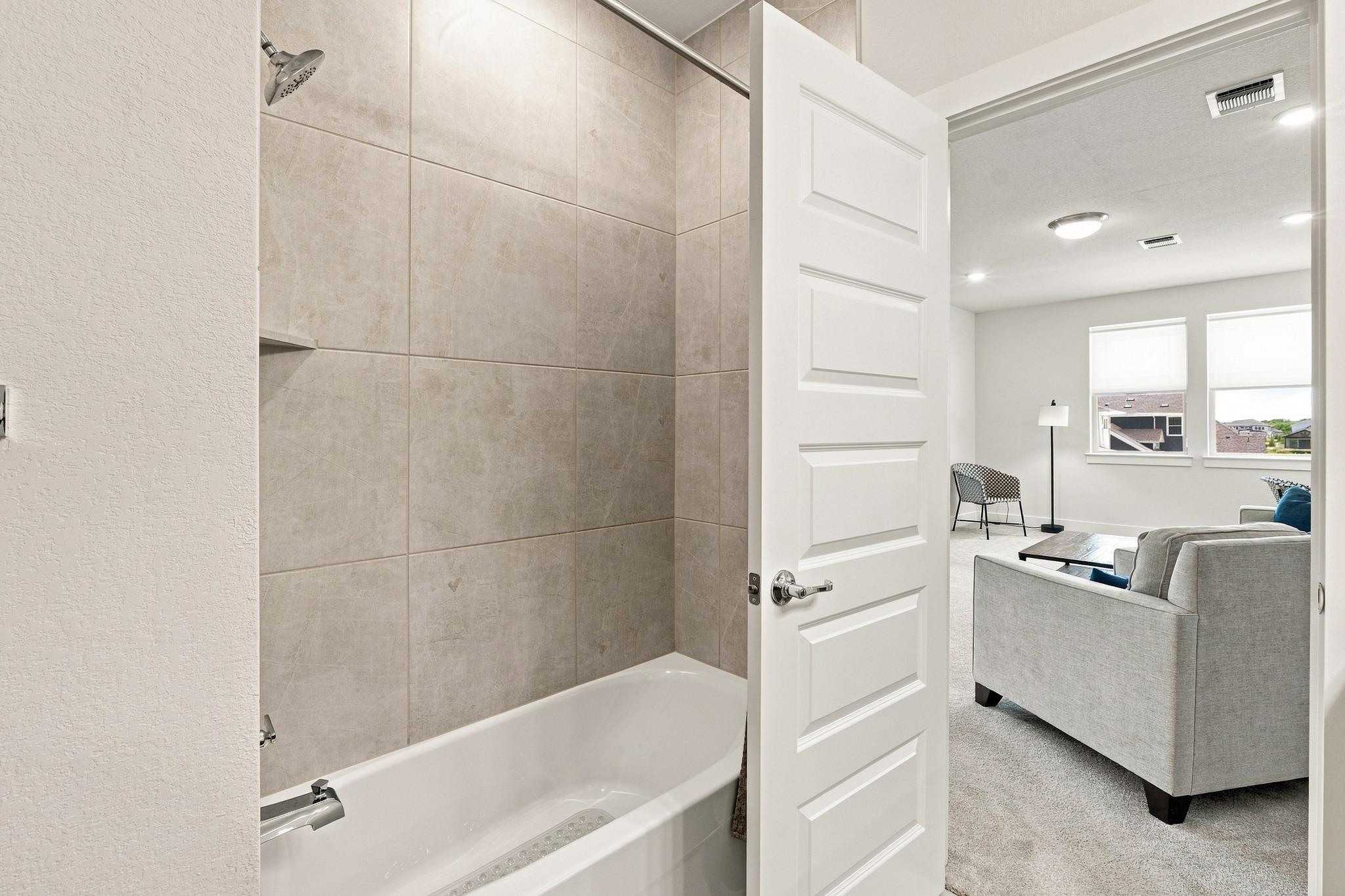 9608 Hamadryas Dr Property Photo 26