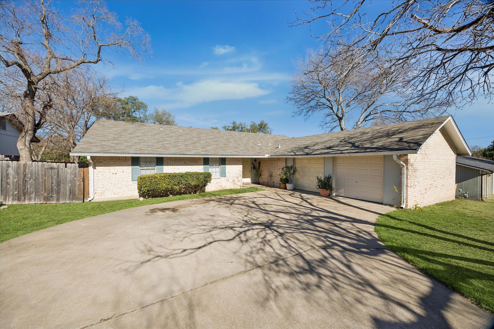 908 B Kirschner Pl Property Photo 1