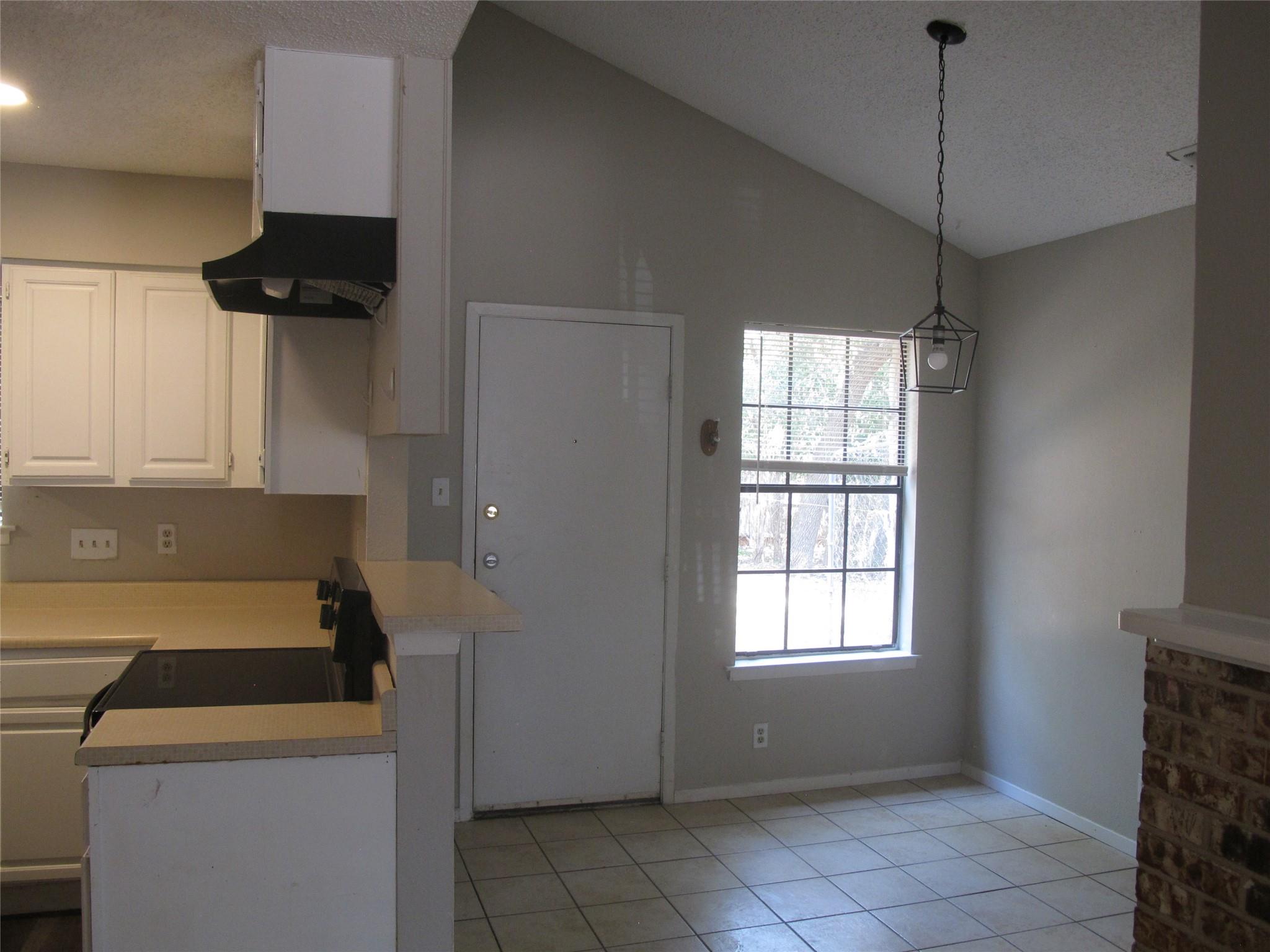 509 Algerita Dr #b Property Photo 16
