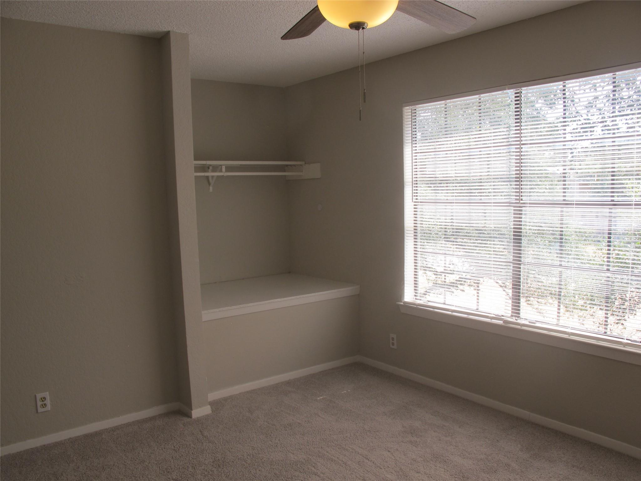 509 Algerita Dr #b Property Photo 22