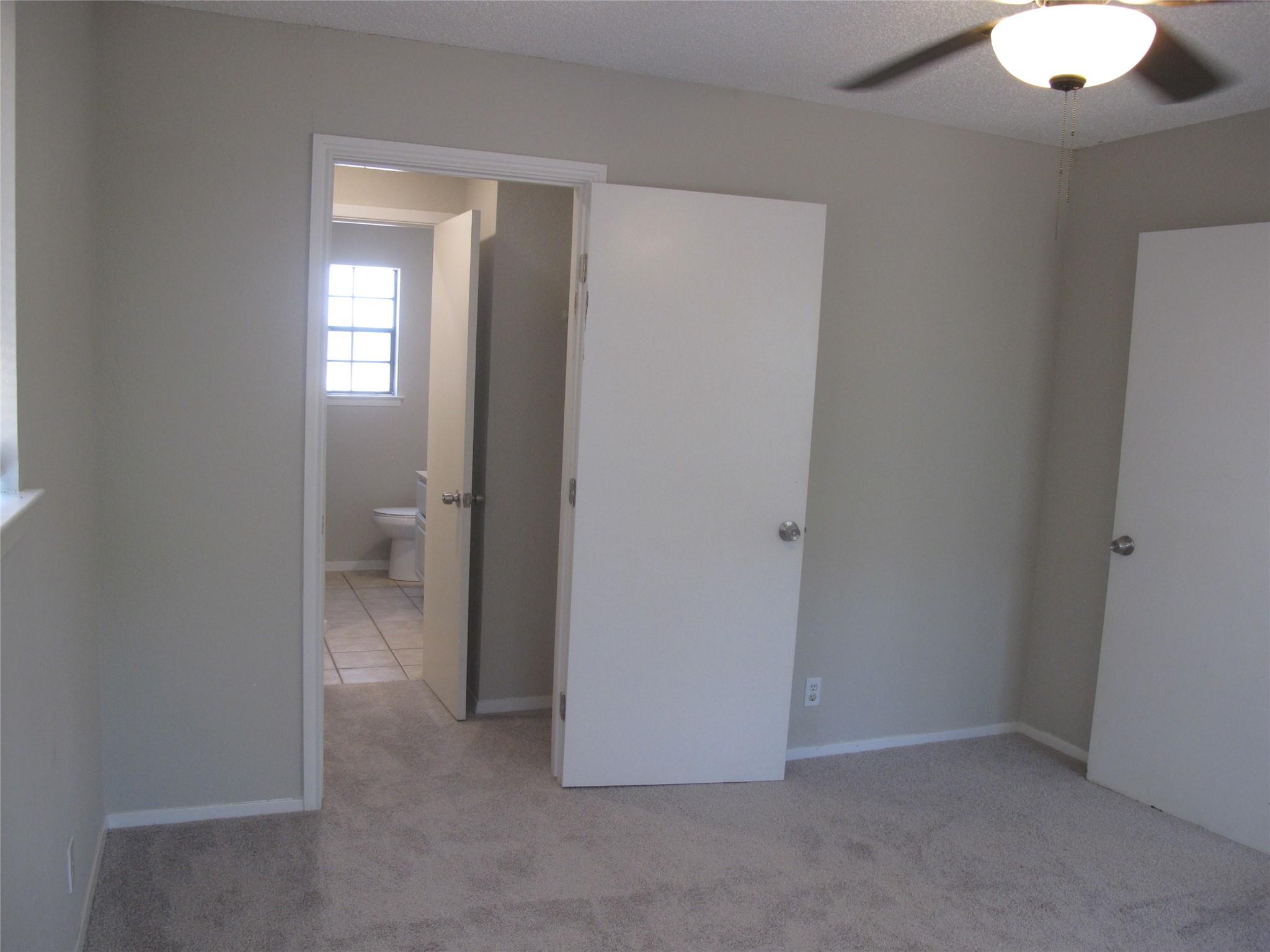 509 Algerita Dr #b Property Photo 25