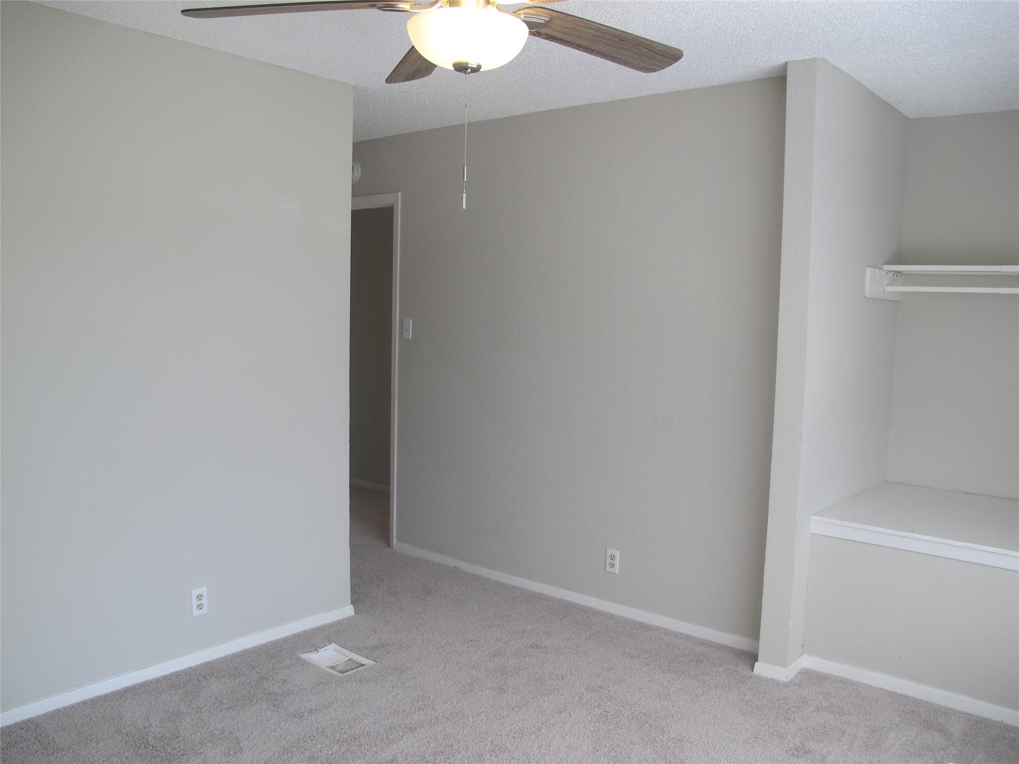 509 Algerita Dr #b Property Photo 29