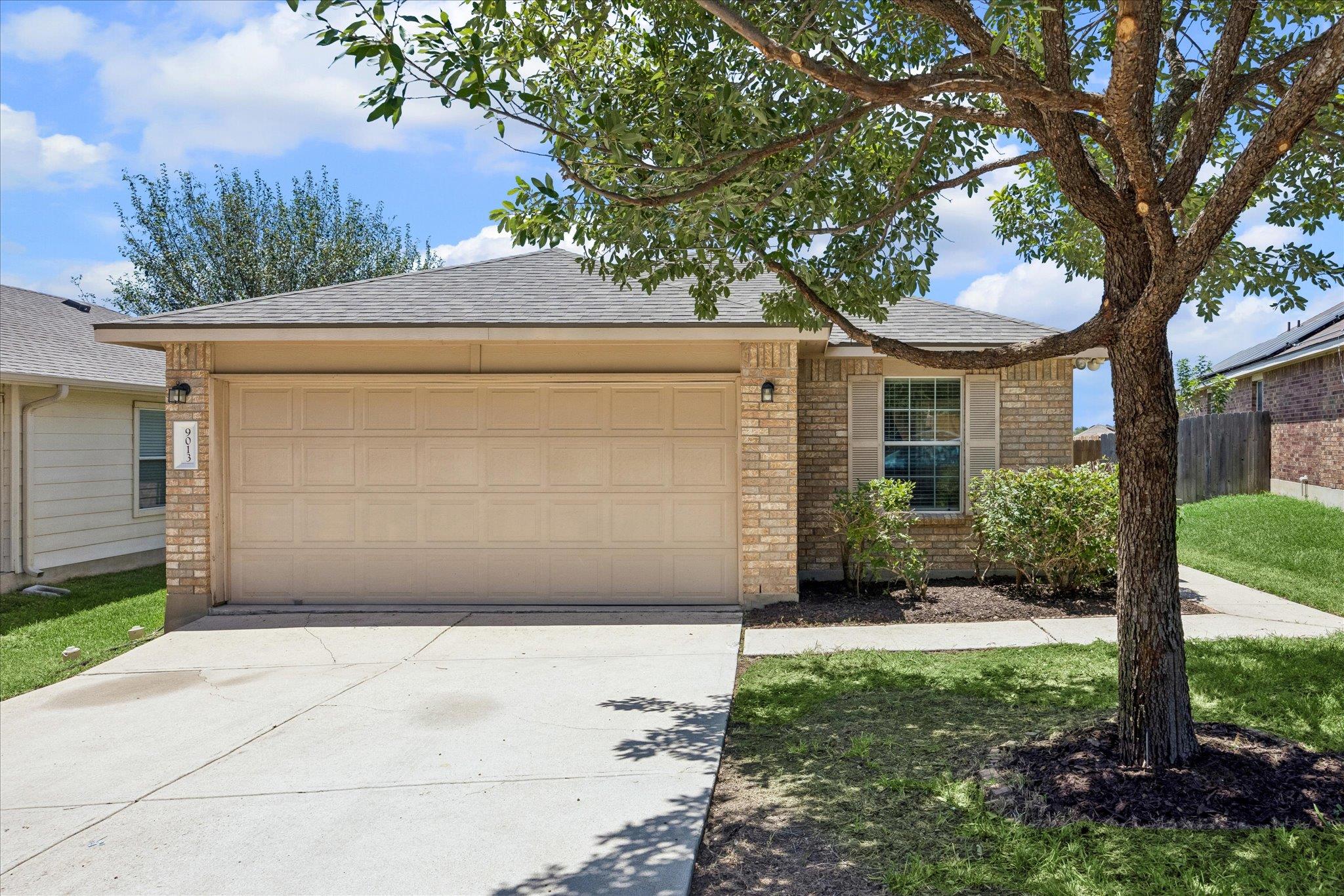 9013 Berryline Cv Property Photo 1