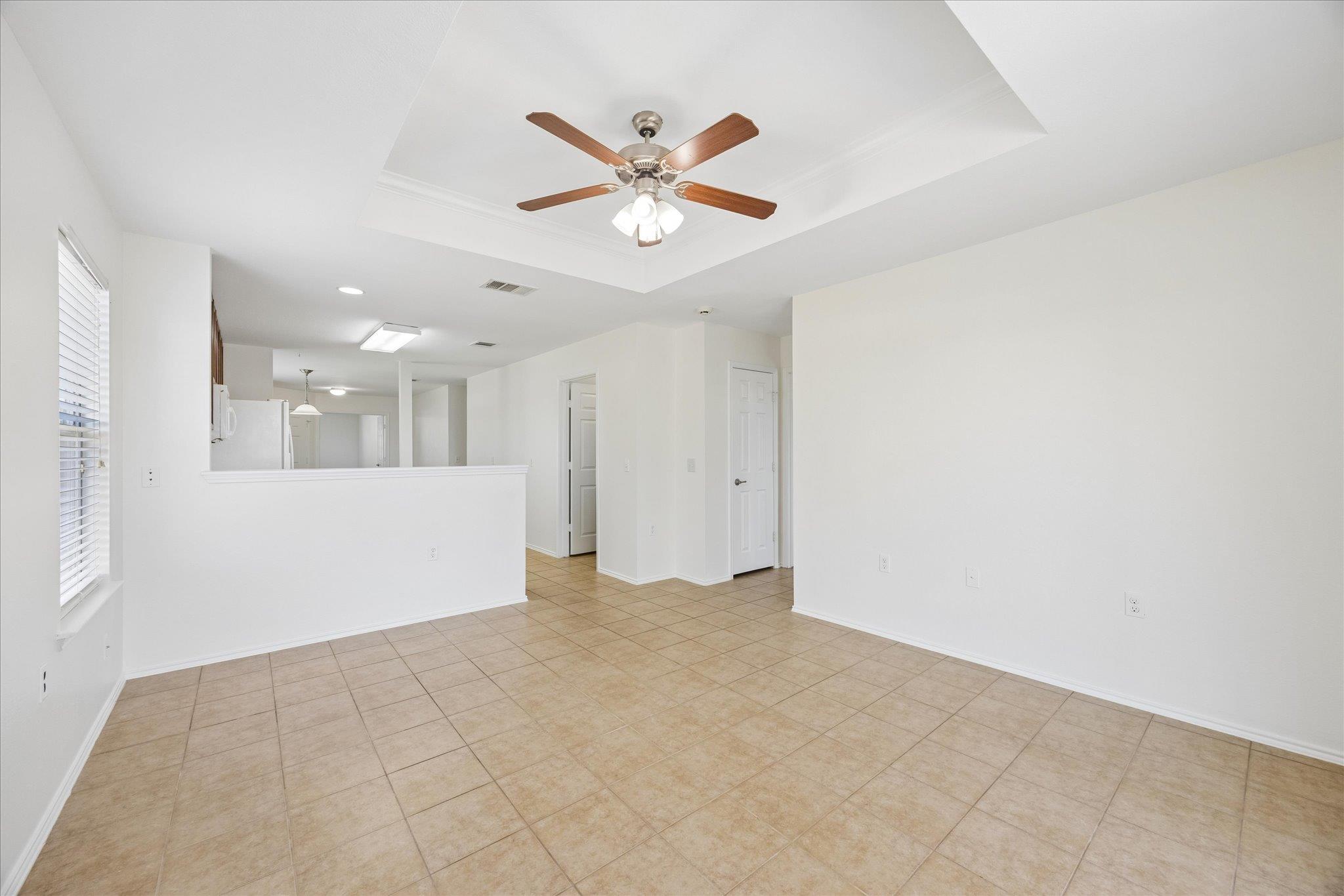 9013 Berryline Cv Property Photo 9