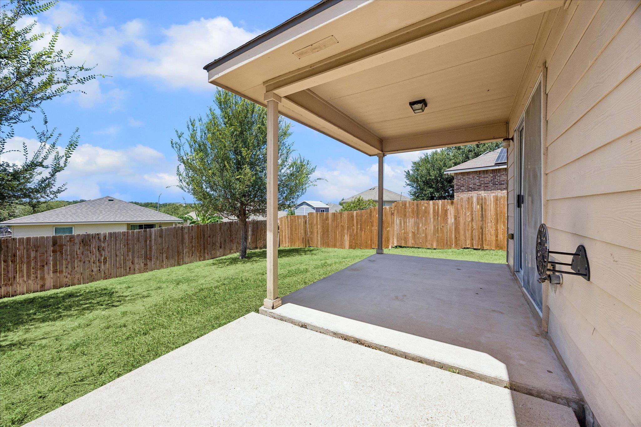 9013 Berryline Cv Property Photo 28
