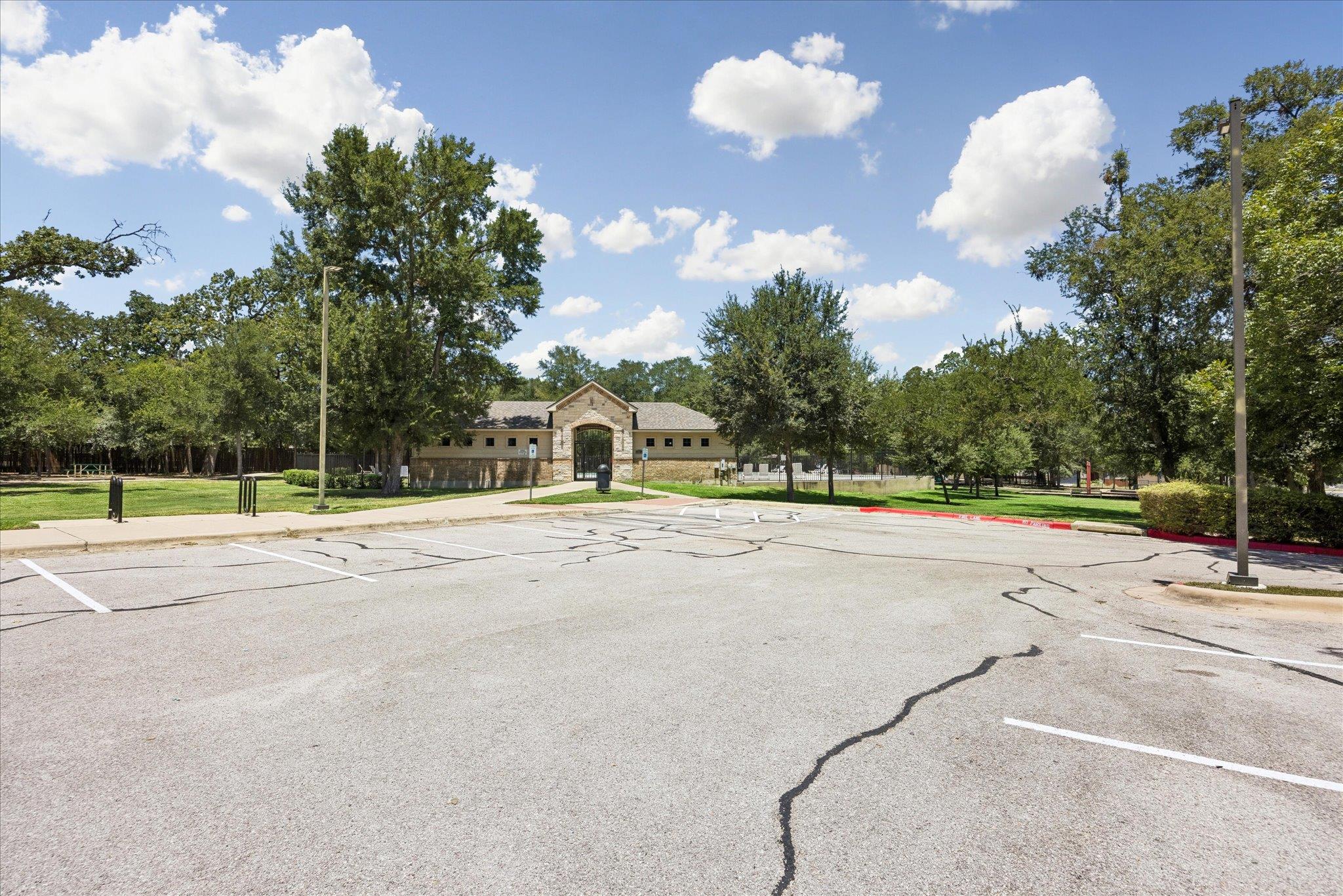 9013 Berryline Cv Property Photo 35
