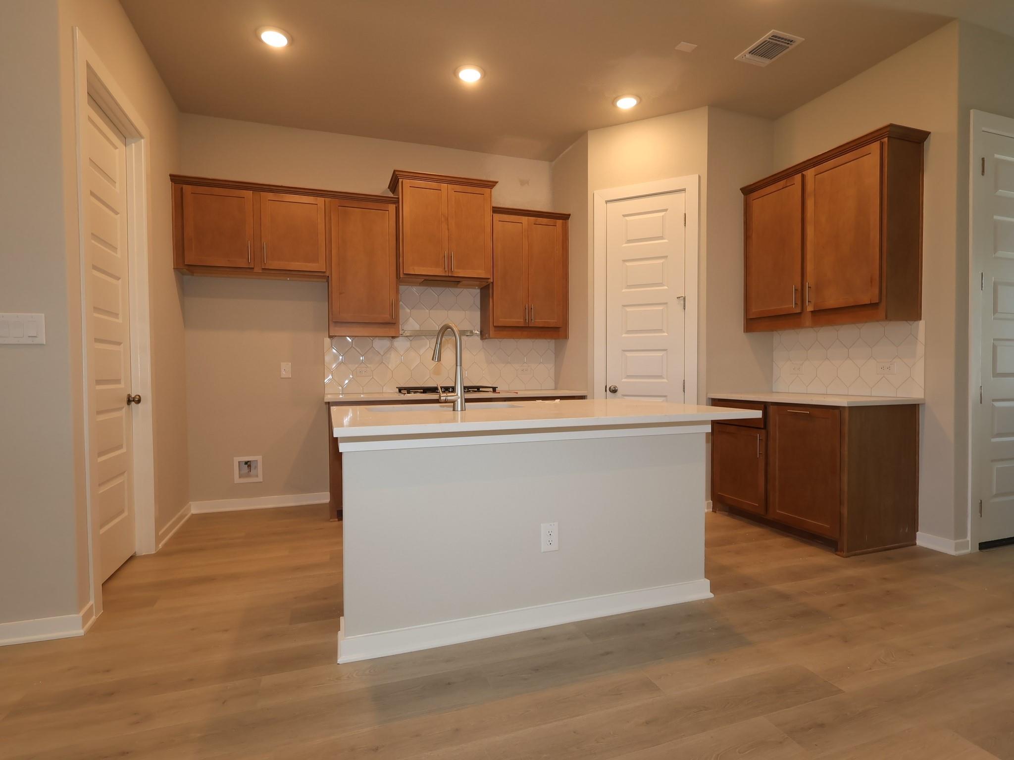 148 Norway Spruce St Property Photo 7