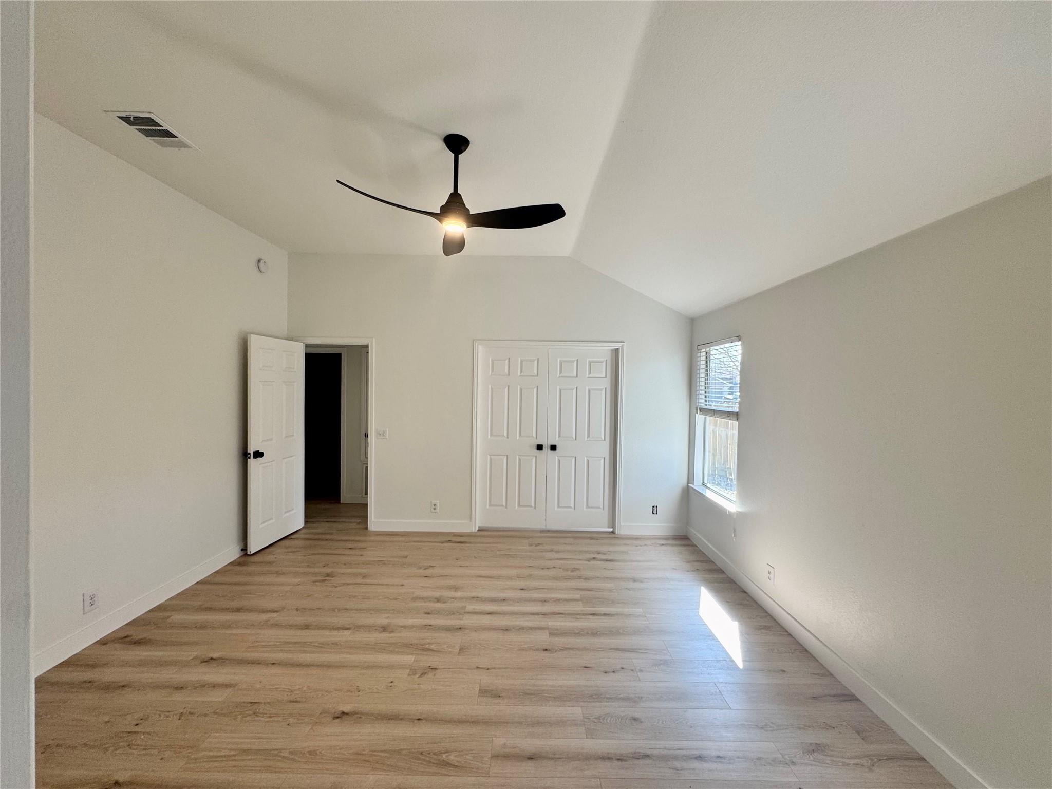 203 Little Lake Rd Property Photo 18