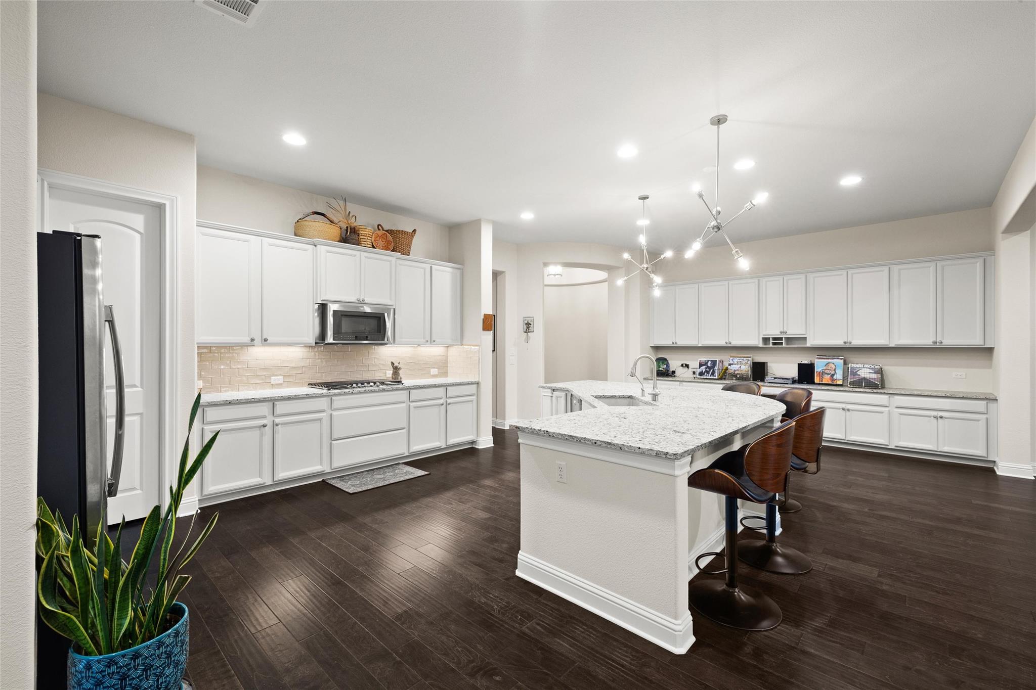 301 Sea Hero Pl Property Photo 13